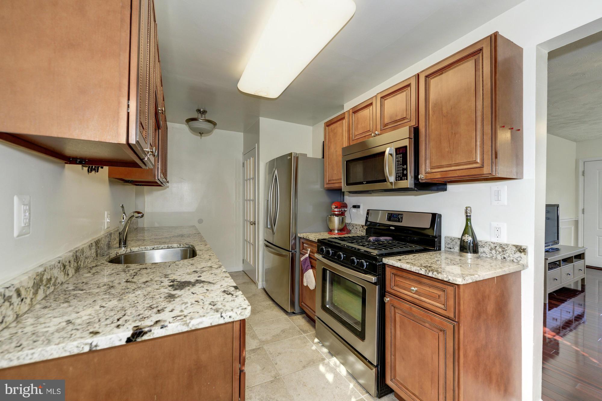 BROYHILL PARK - Residential