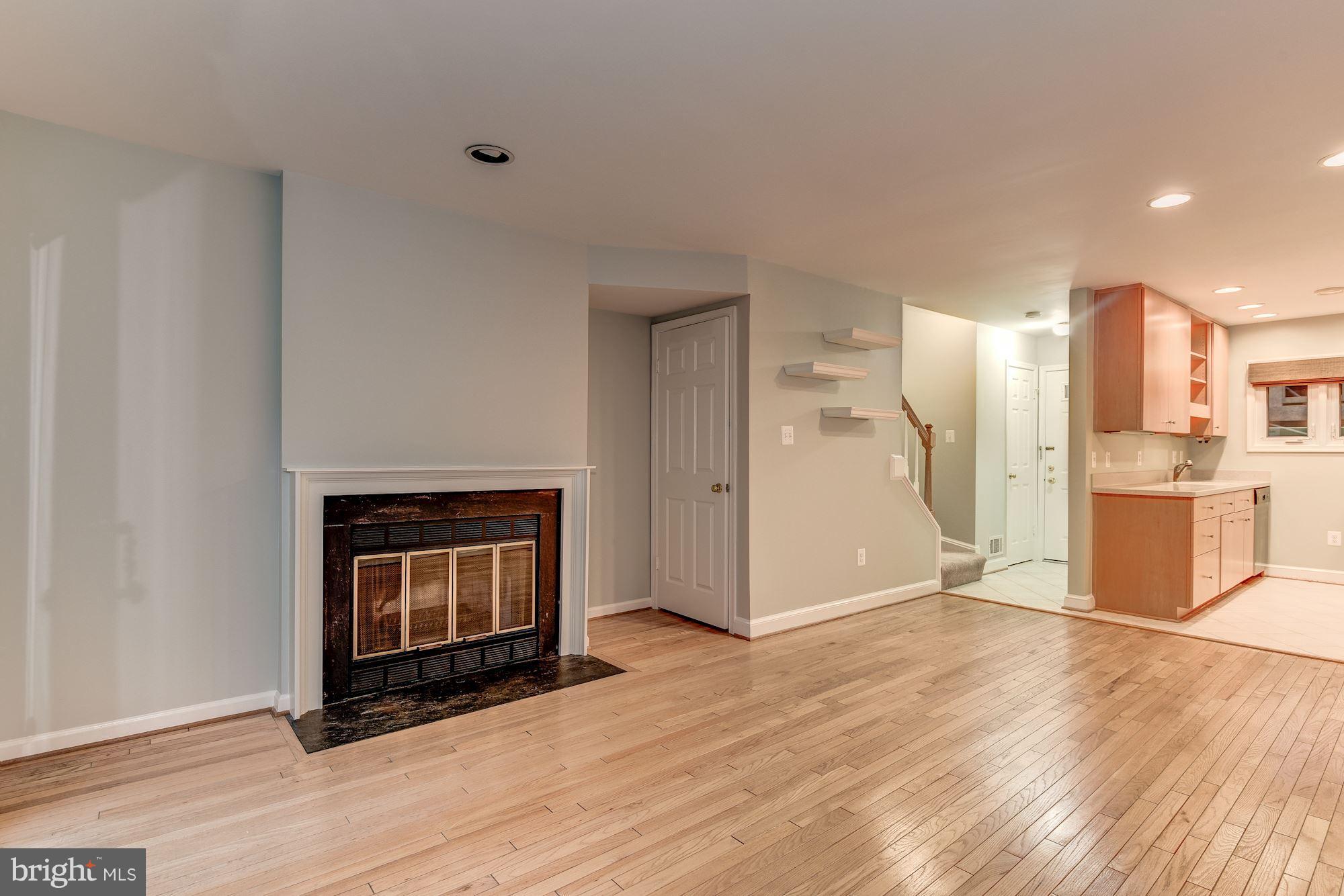 CLEMENTS COURT - Residential