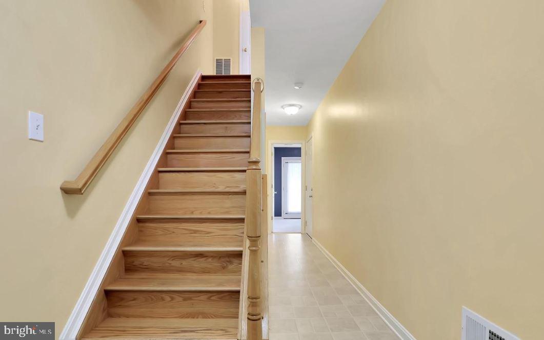 HAMMONDS MILL - Residential Lease