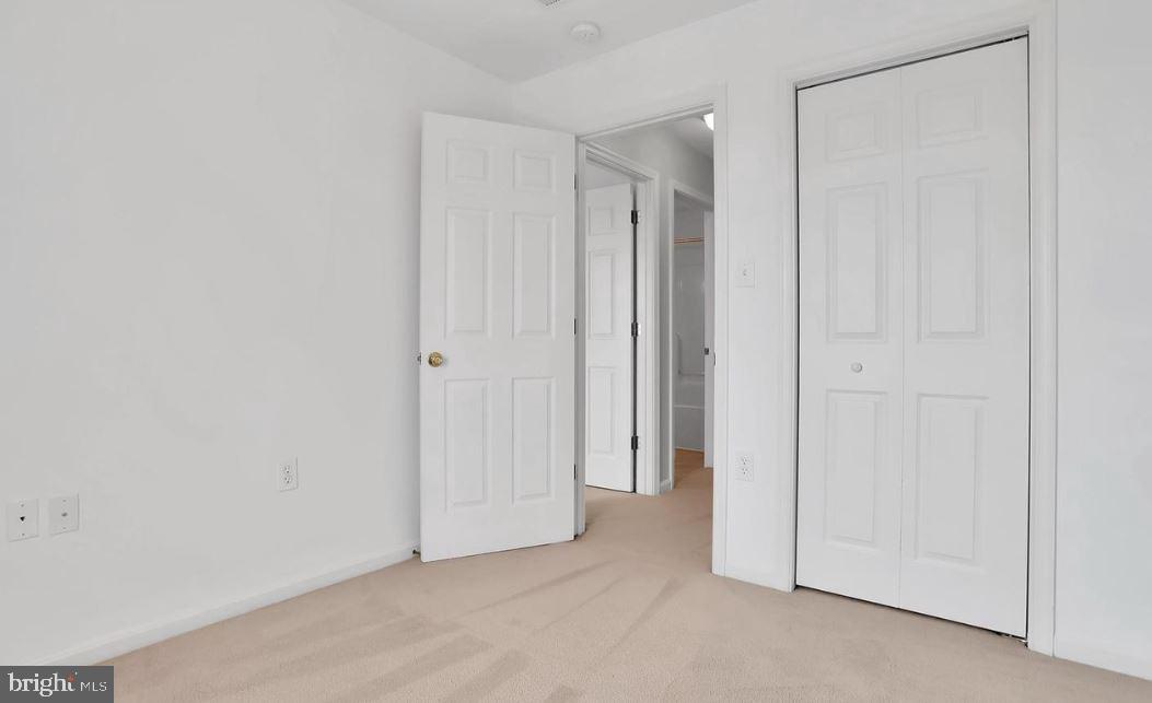 HAMMONDS MILL - Residential Lease