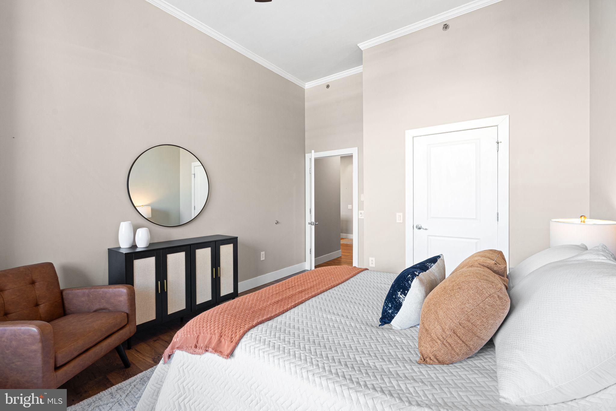 AVENUE OF THE ARTS - Residential