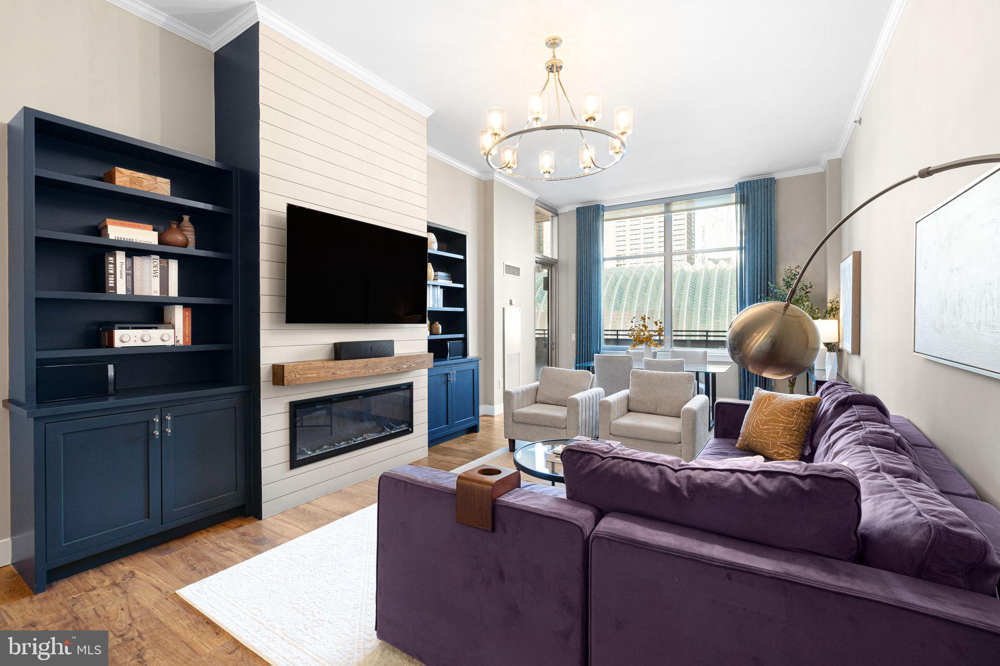 AVENUE OF THE ARTS - Residential