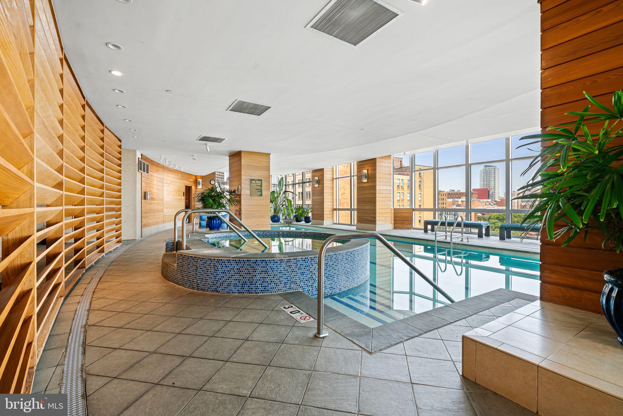 AVENUE OF THE ARTS - Residential