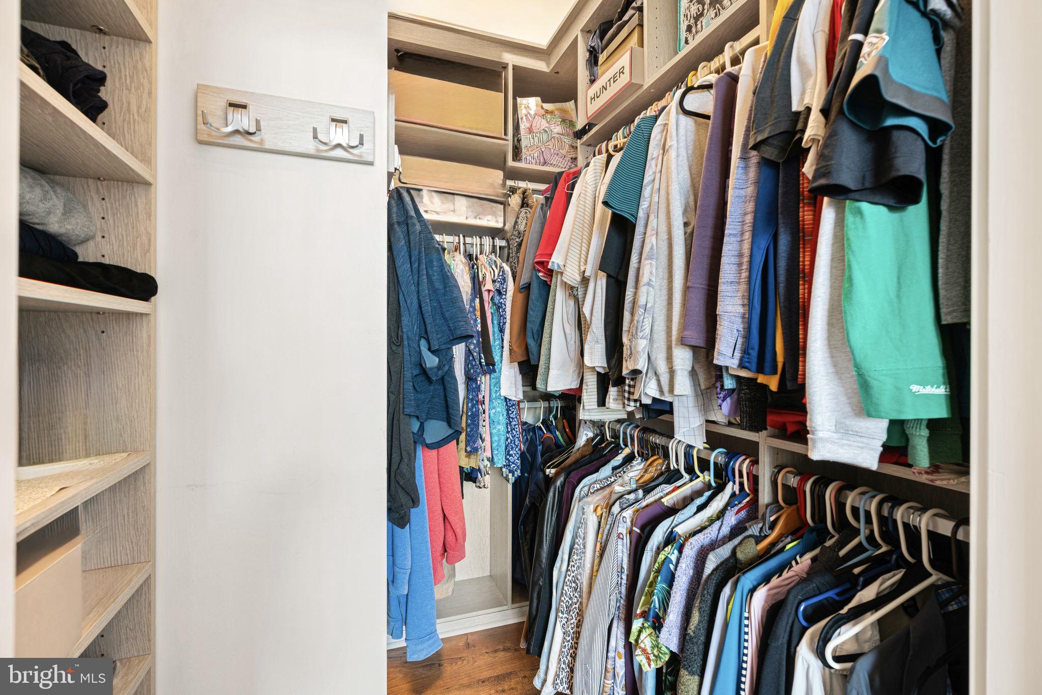 AVENUE OF THE ARTS - Residential