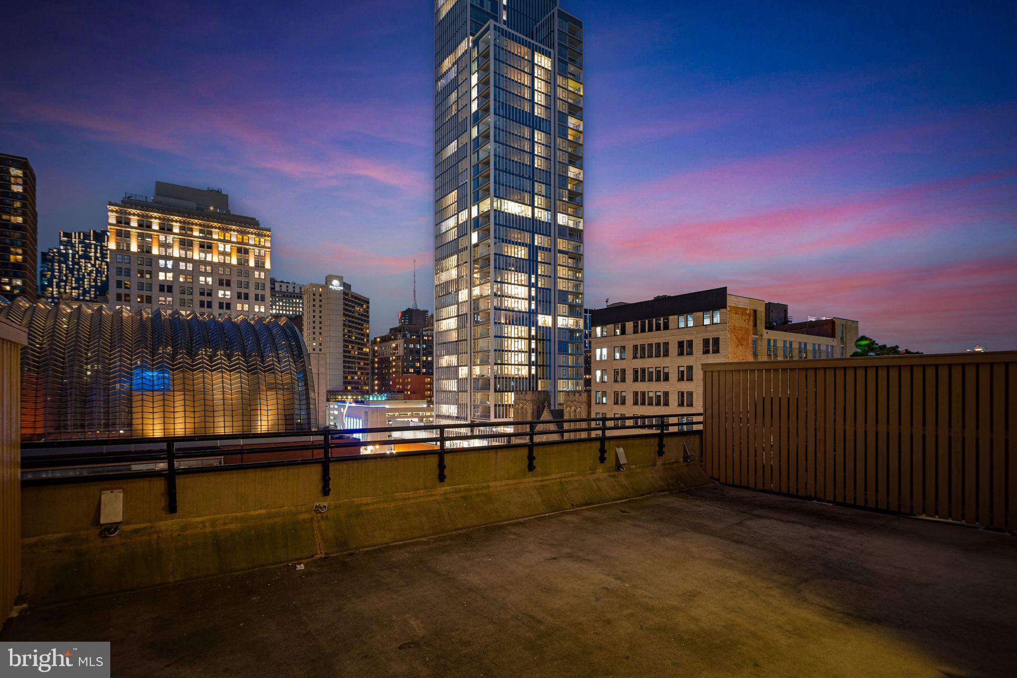 AVENUE OF THE ARTS - Residential