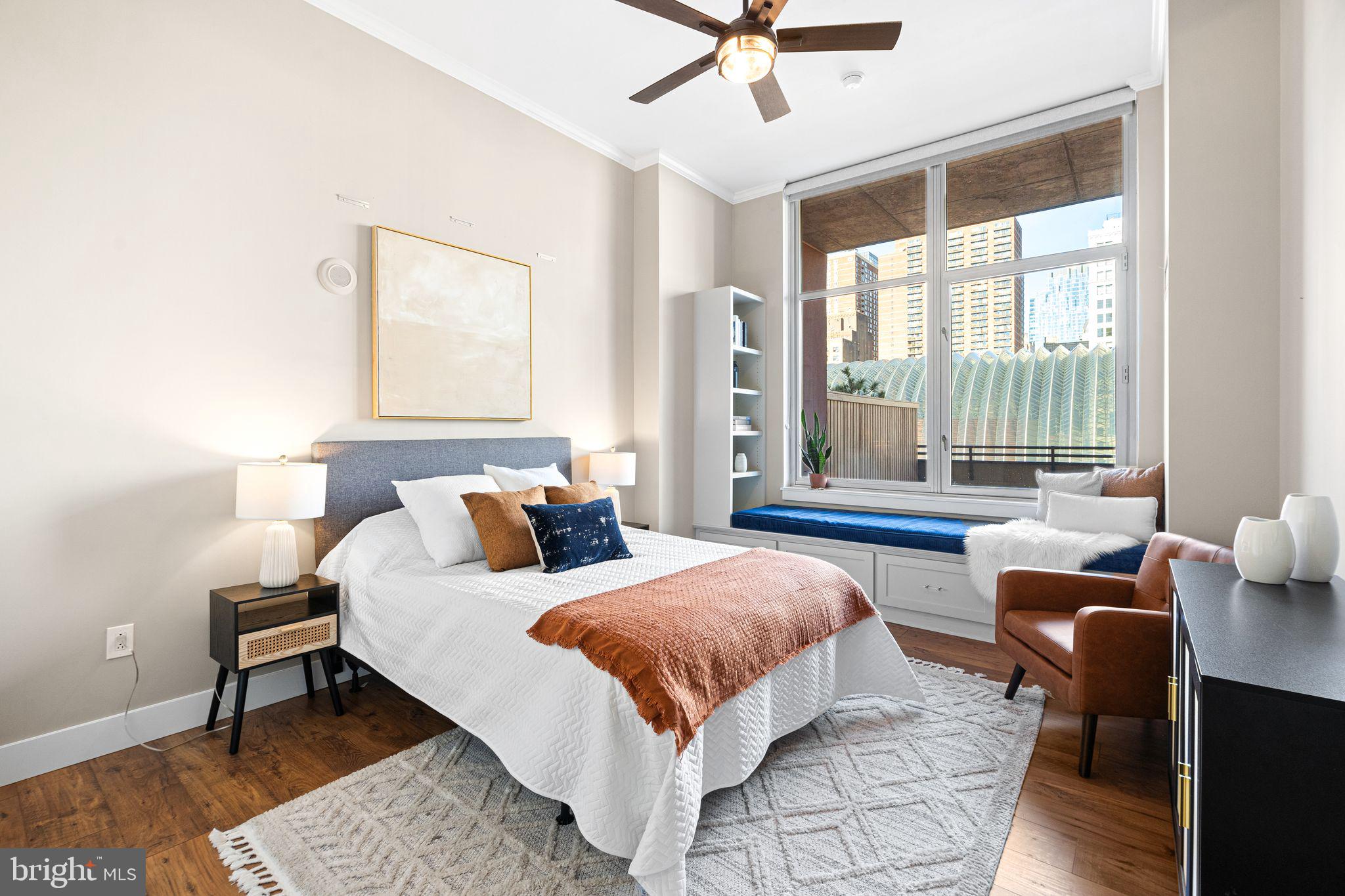 AVENUE OF THE ARTS - Residential