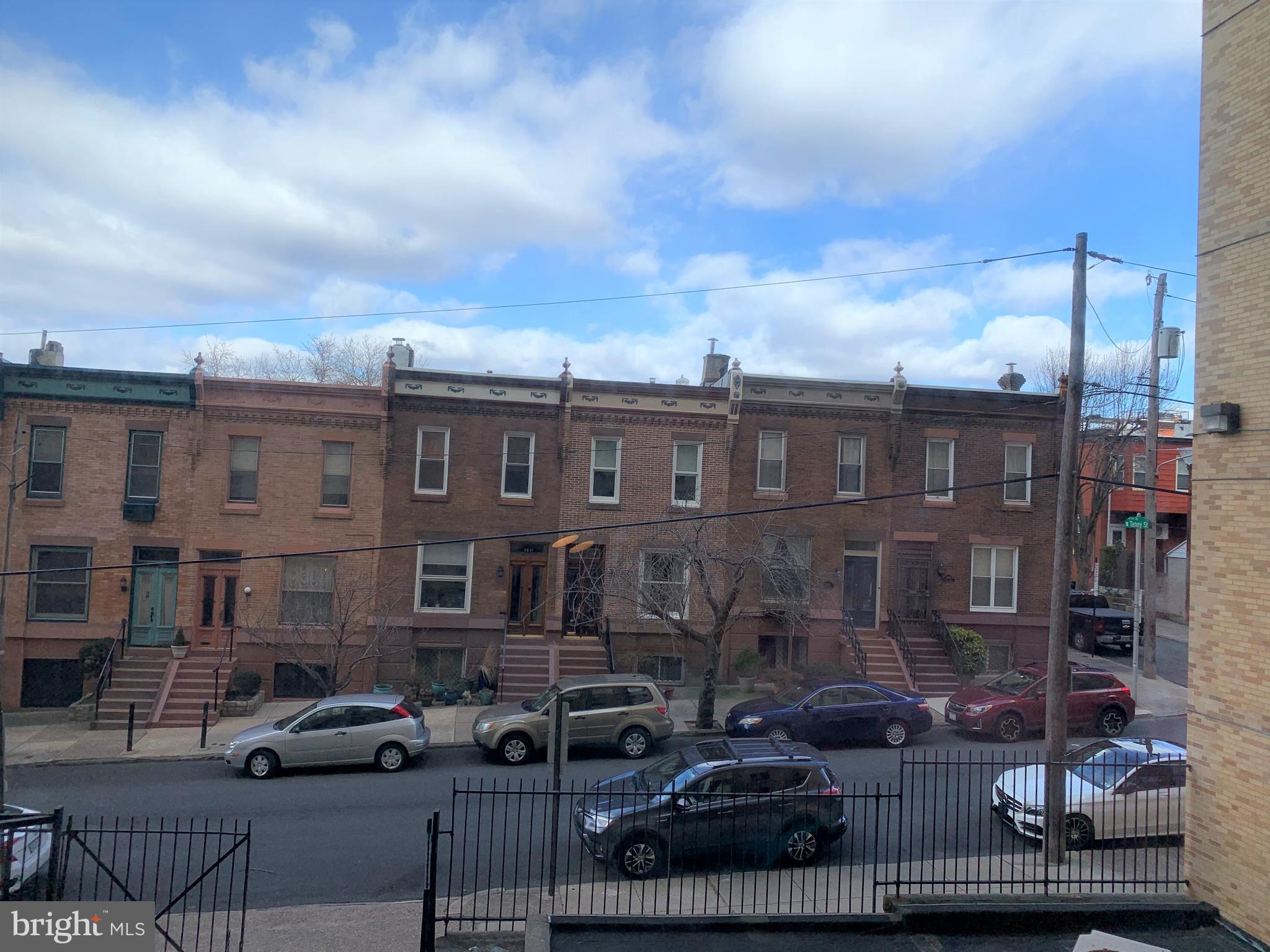 FAIRMOUNT - Residential Lease