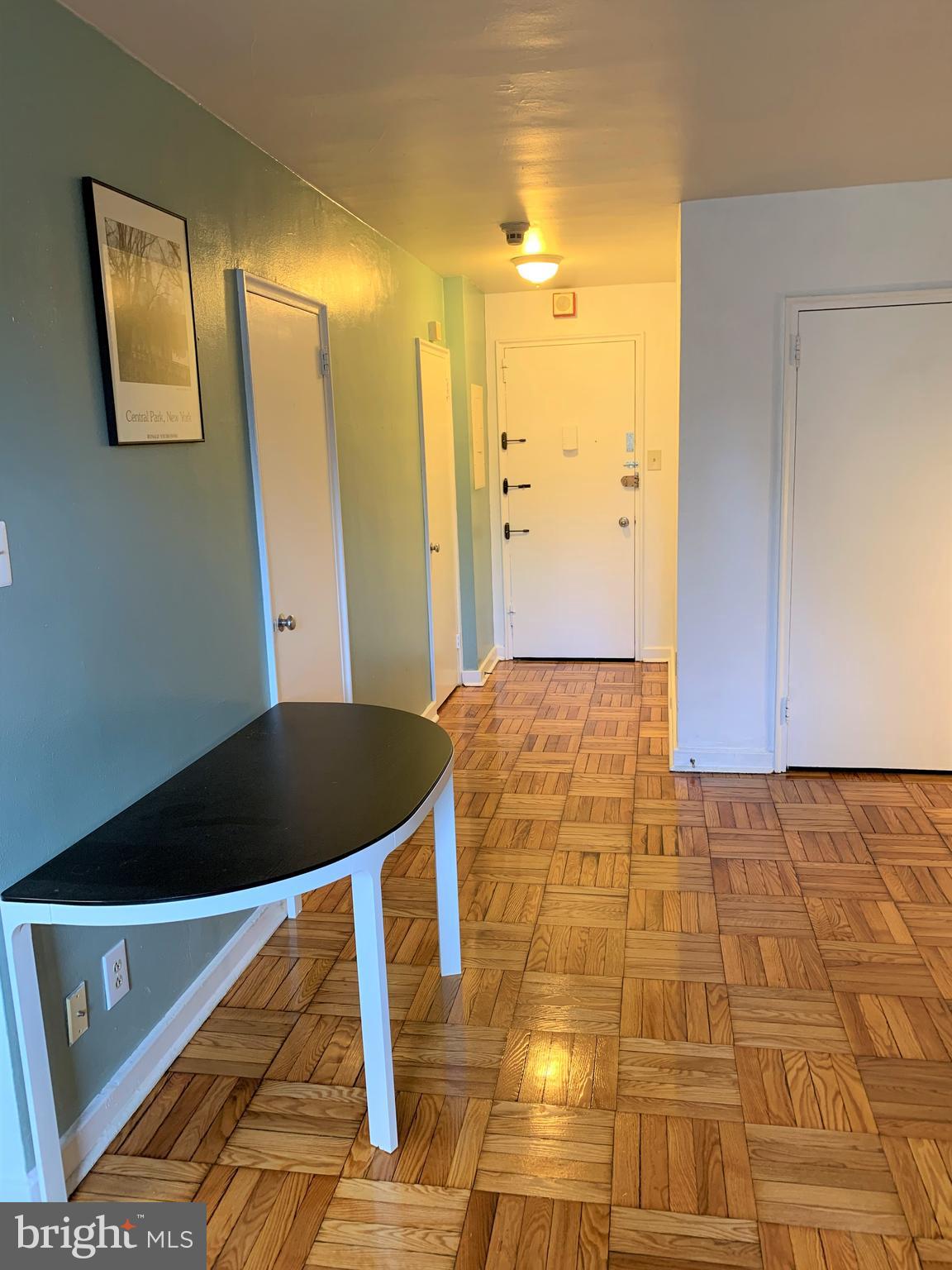FAIRMOUNT - Residential Lease