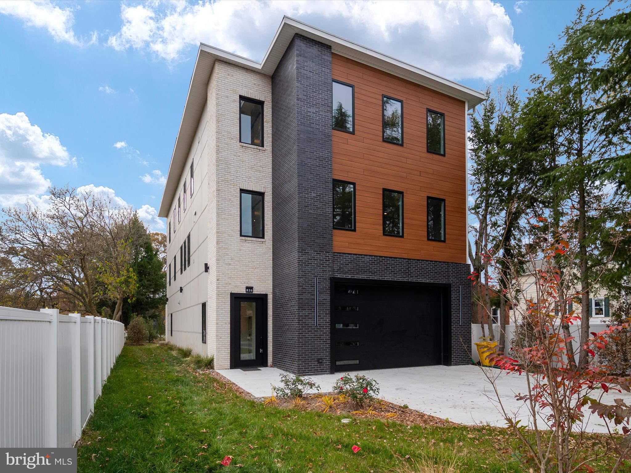 MAGOTHY SHORES - Residential