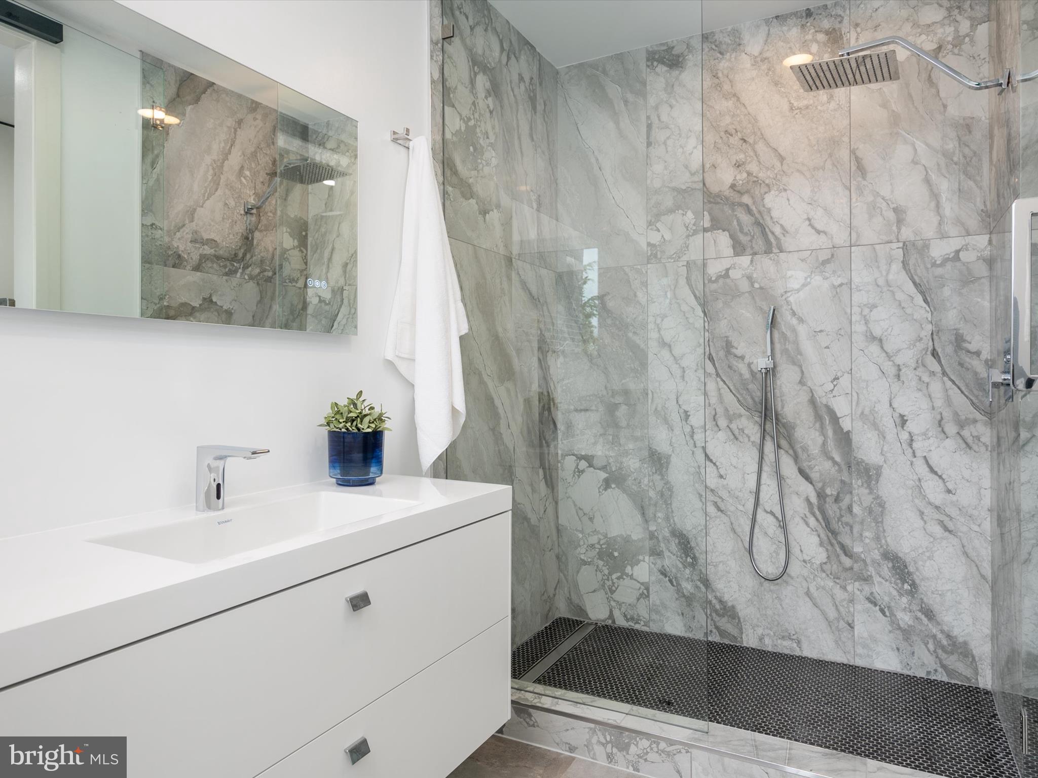 MAGOTHY SHORES - Residential