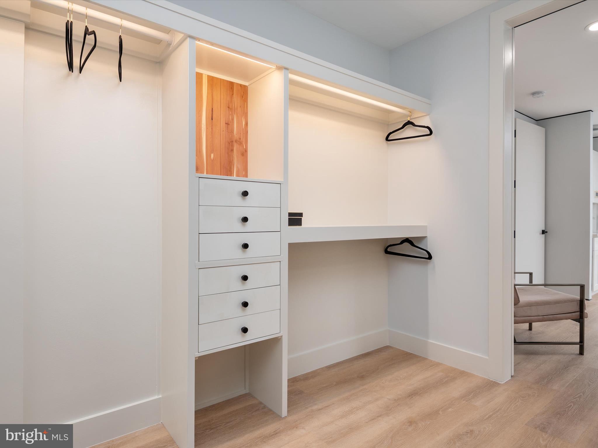 MAGOTHY SHORES - Residential