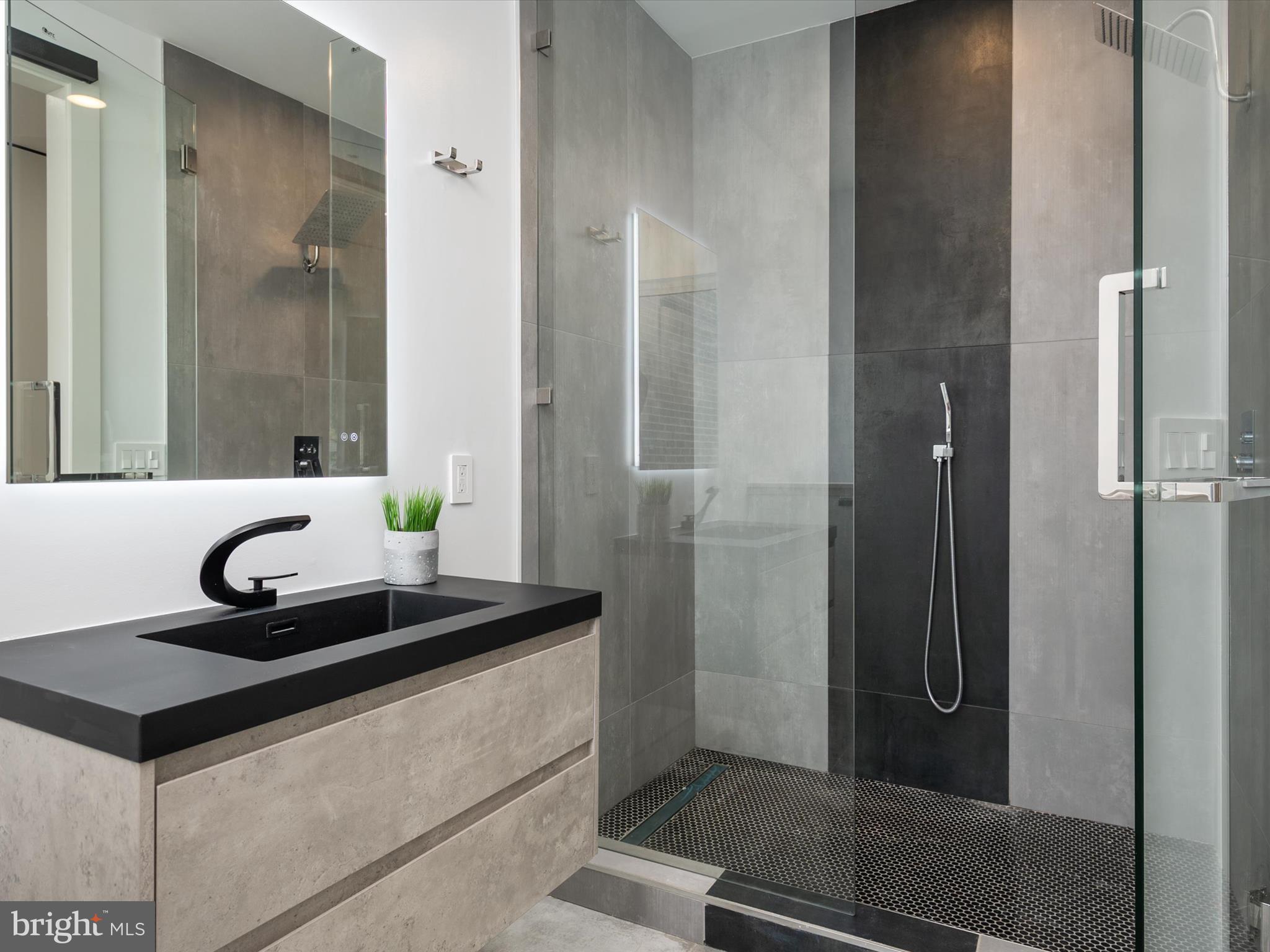 MAGOTHY SHORES - Residential