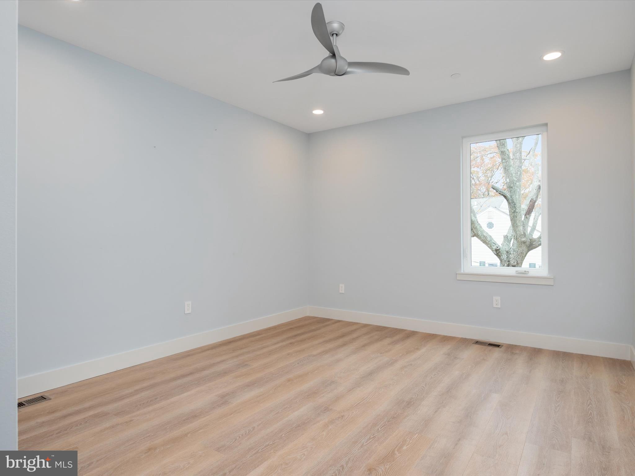 MAGOTHY SHORES - Residential