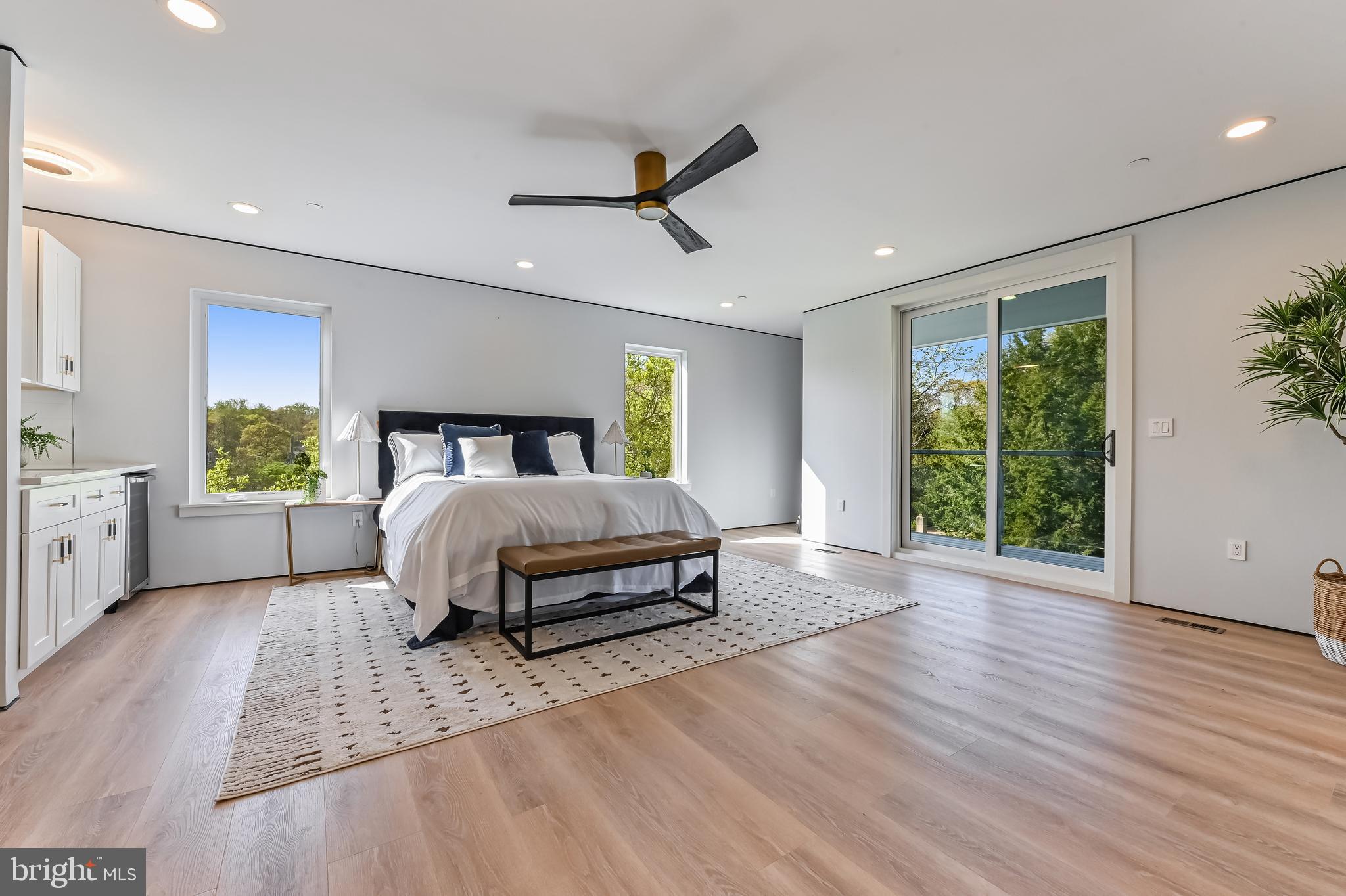 MAGOTHY SHORES - Residential