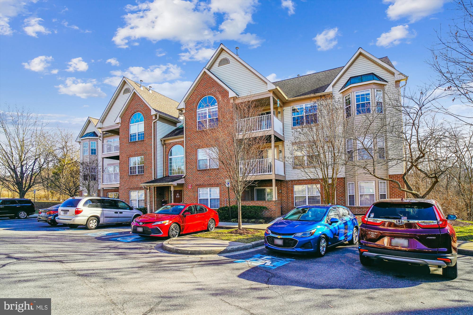 SPRING RIDGE - Residential