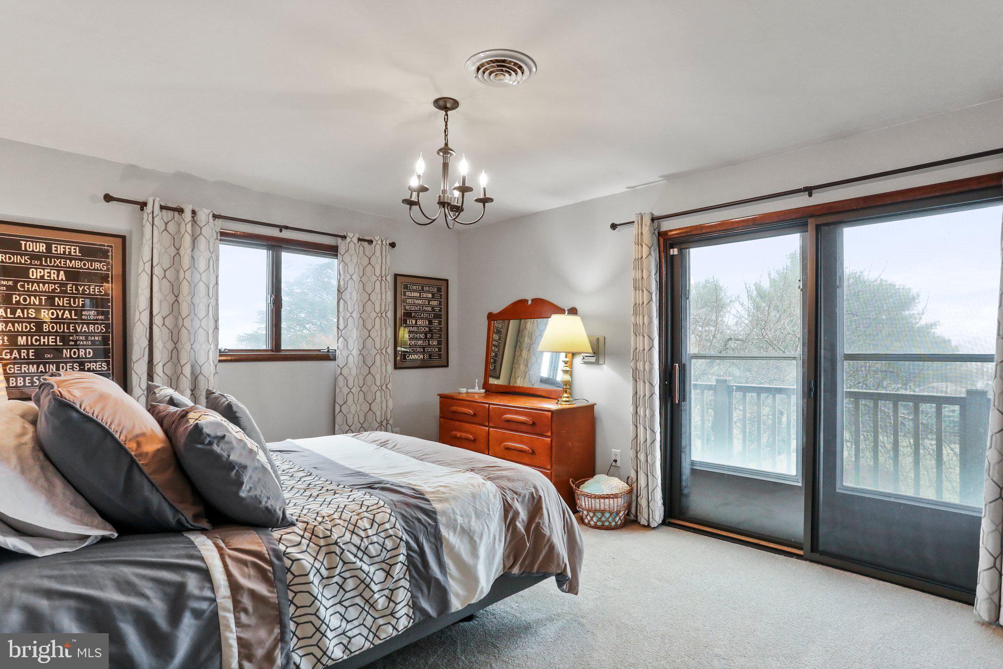 WAYNE HEIGHTS - Residential