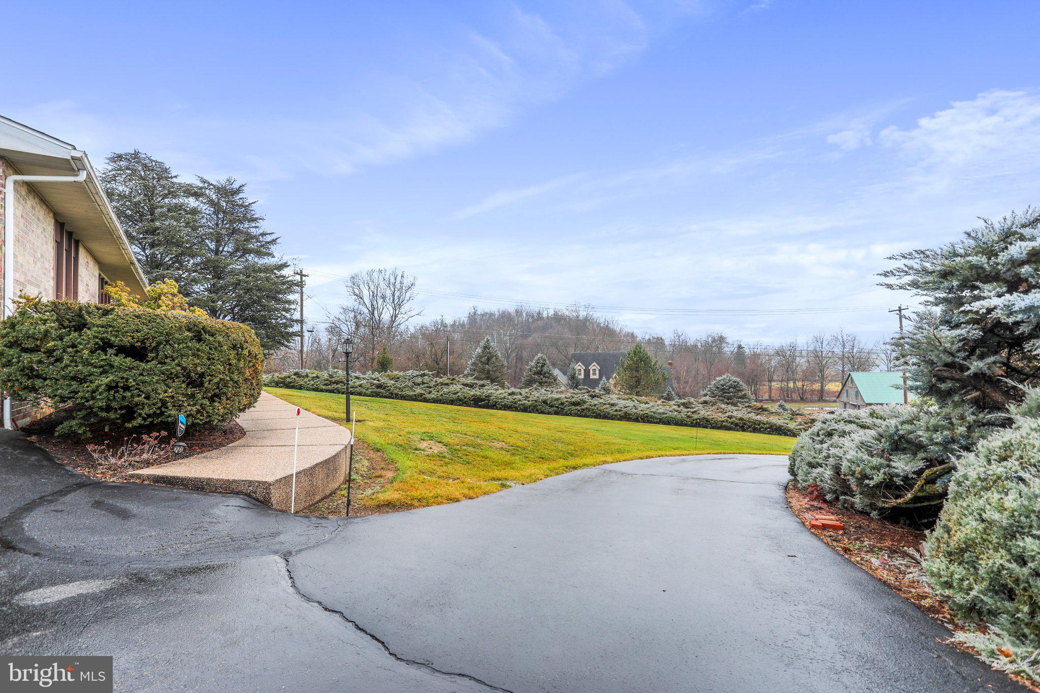 WAYNE HEIGHTS - Residential