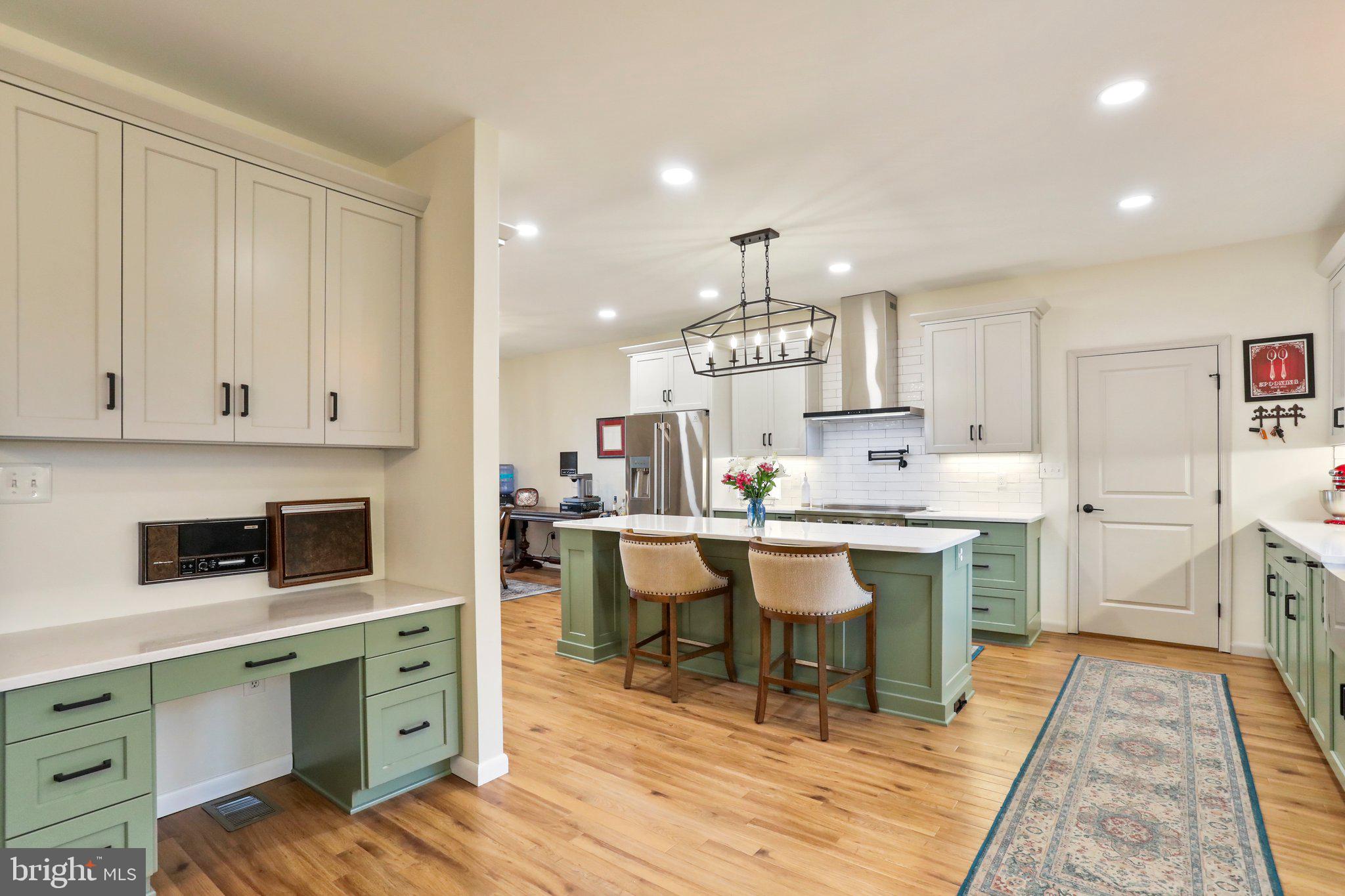 WAYNE HEIGHTS - Residential