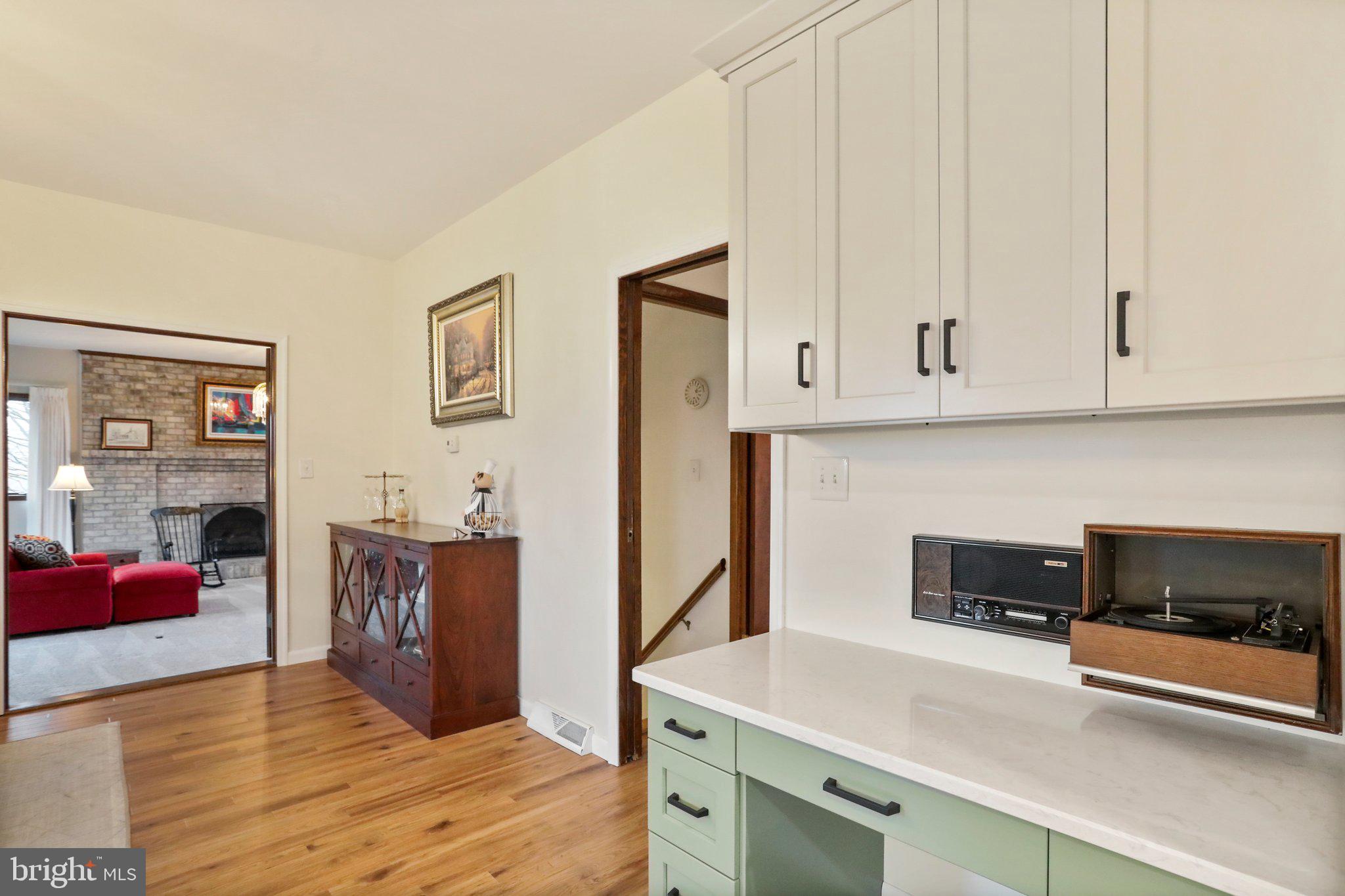 WAYNE HEIGHTS - Residential