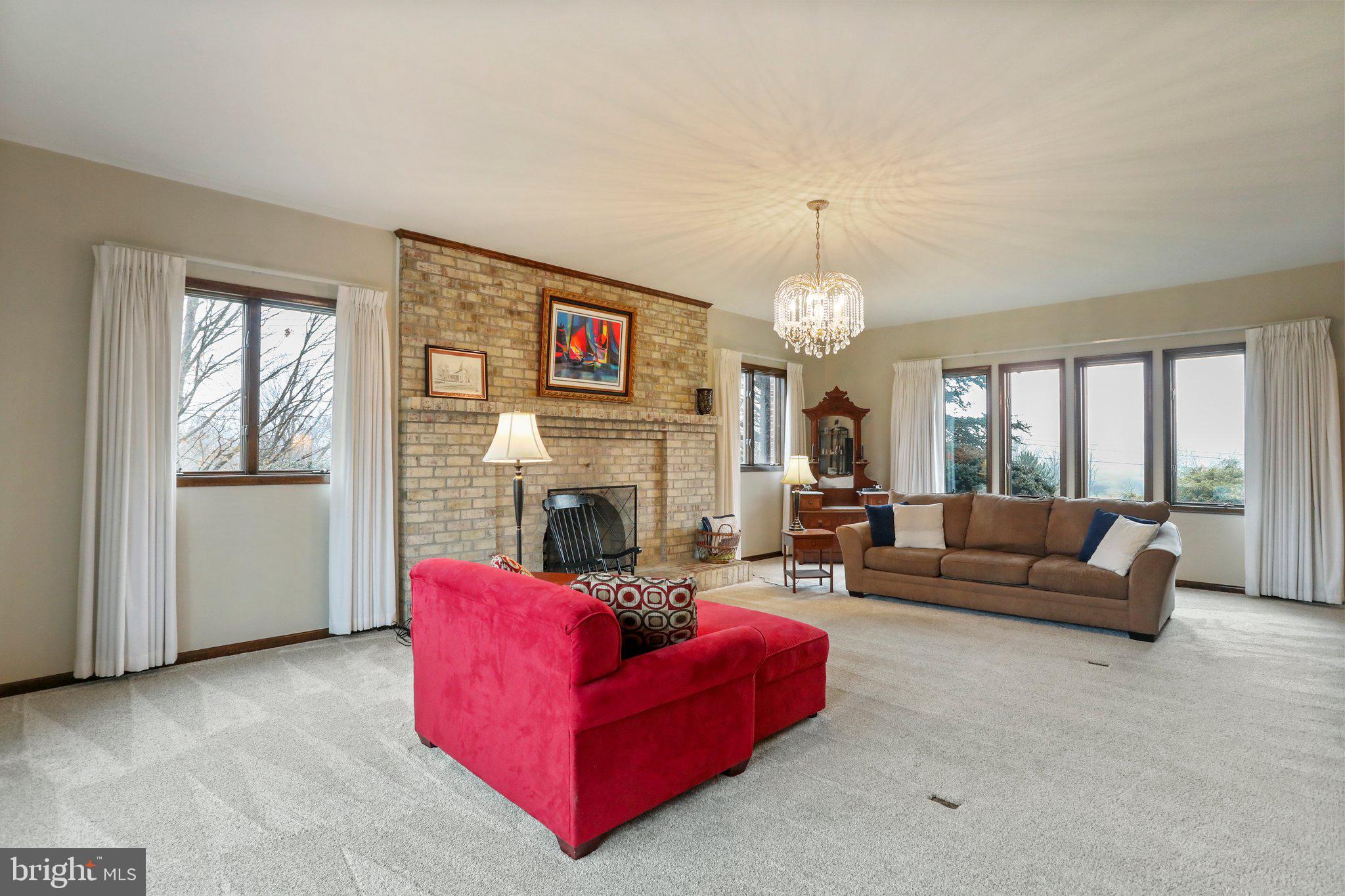 WAYNE HEIGHTS - Residential
