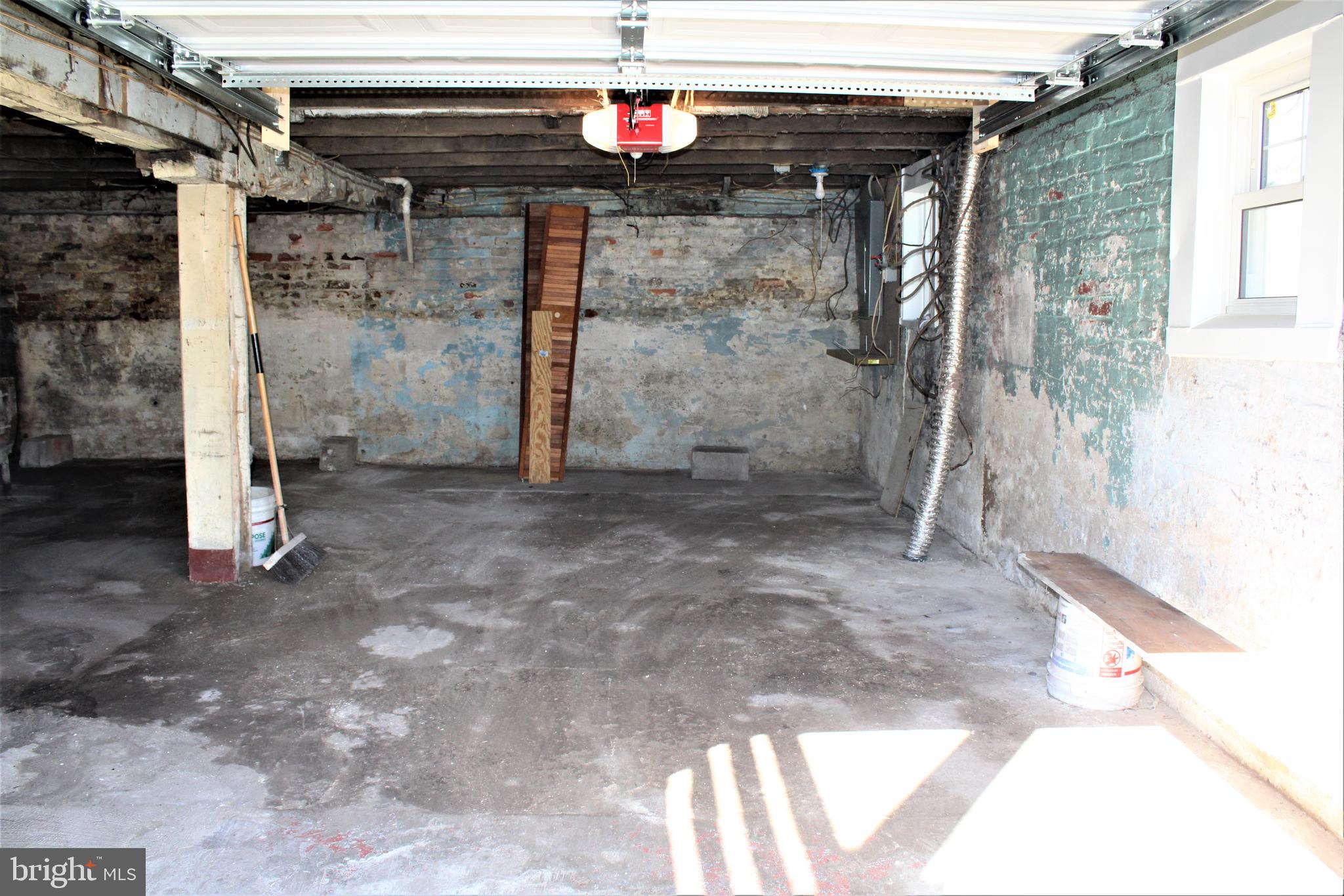 HOMEWOOD - Residential