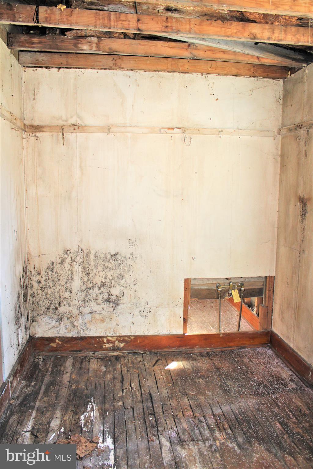 HOMEWOOD - Residential