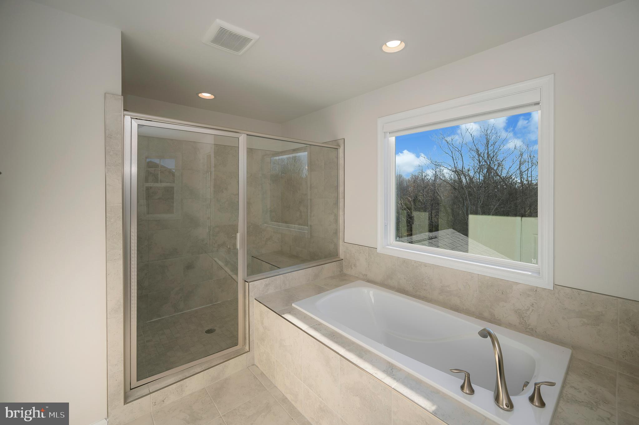 LIBERTY HALL - Residential