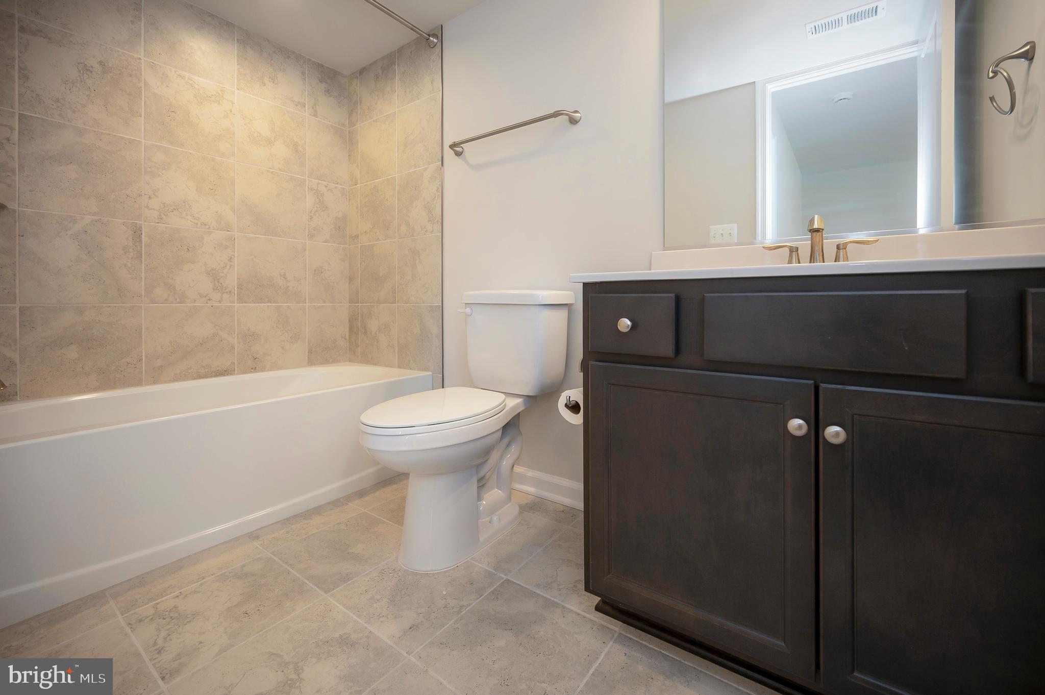 LIBERTY HALL - Residential