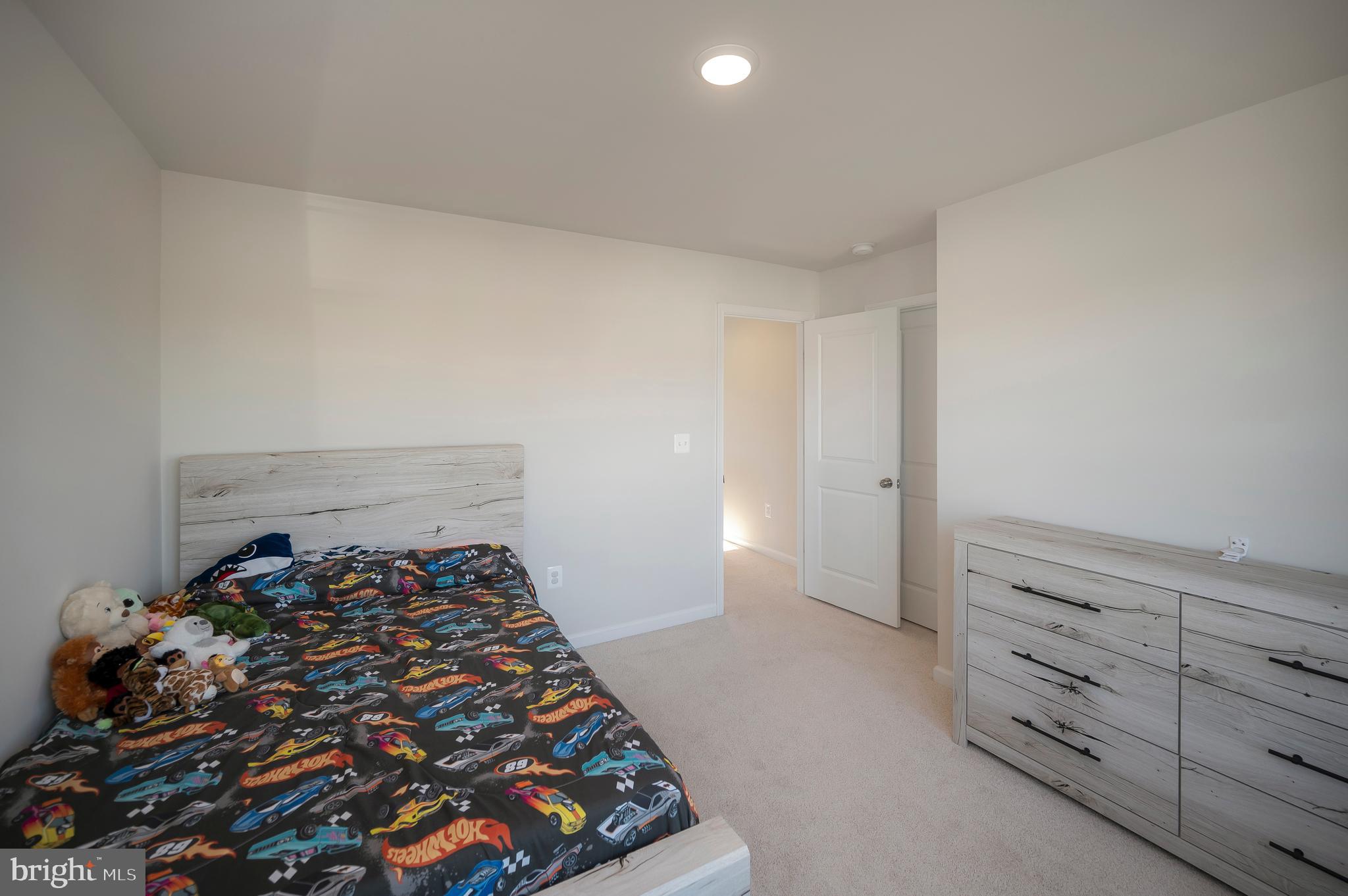 LIBERTY HALL - Residential