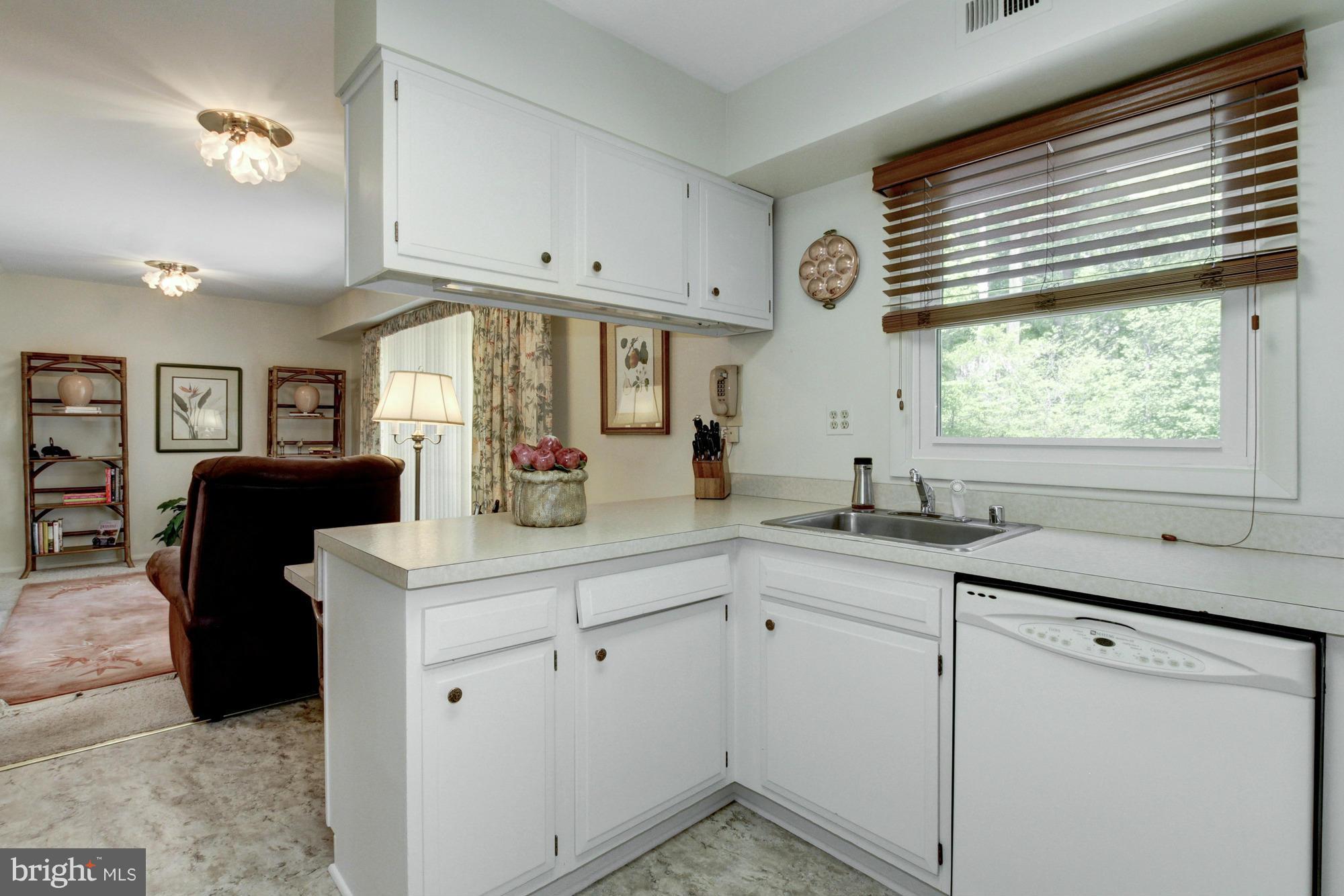 YORKTOWN AT BELAIR - Residential