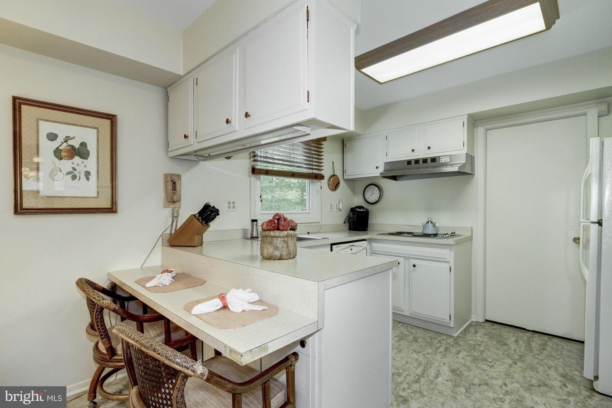 YORKTOWN AT BELAIR - Residential