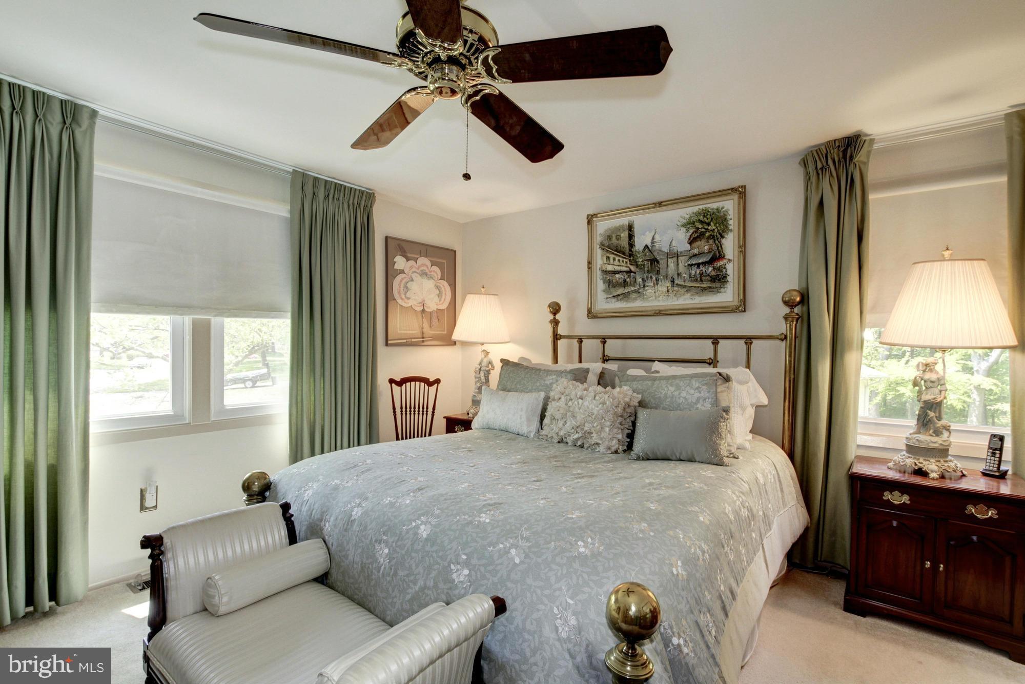 YORKTOWN AT BELAIR - Residential