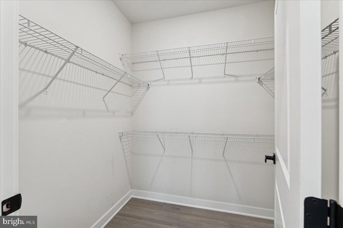 WOODLAND PARK STATION - Residential