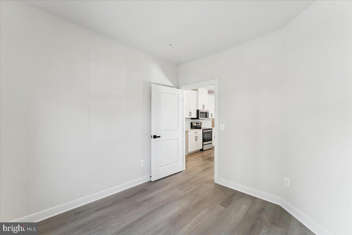 WOODLAND PARK STATION - Residential