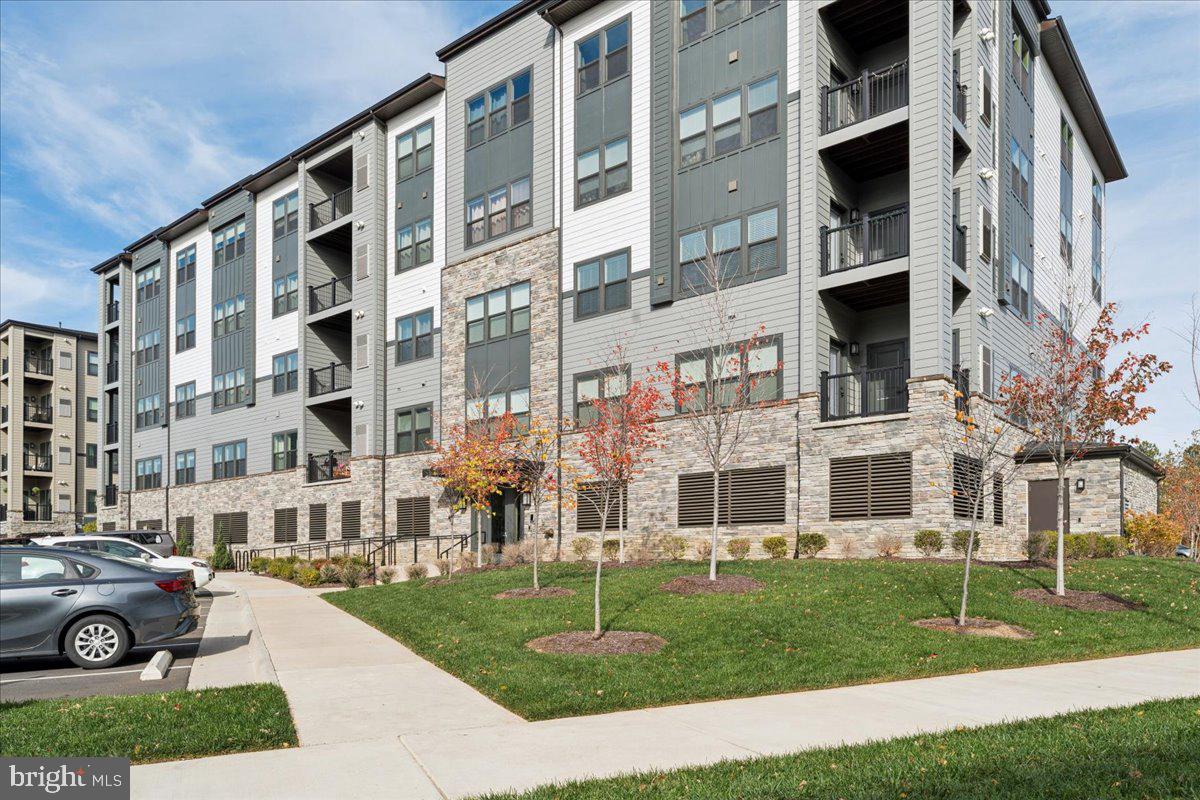 WOODLAND PARK STATION - Residential