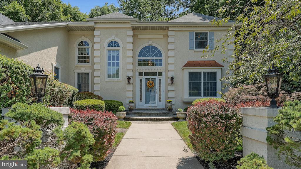 17 STANWYCK ROAD