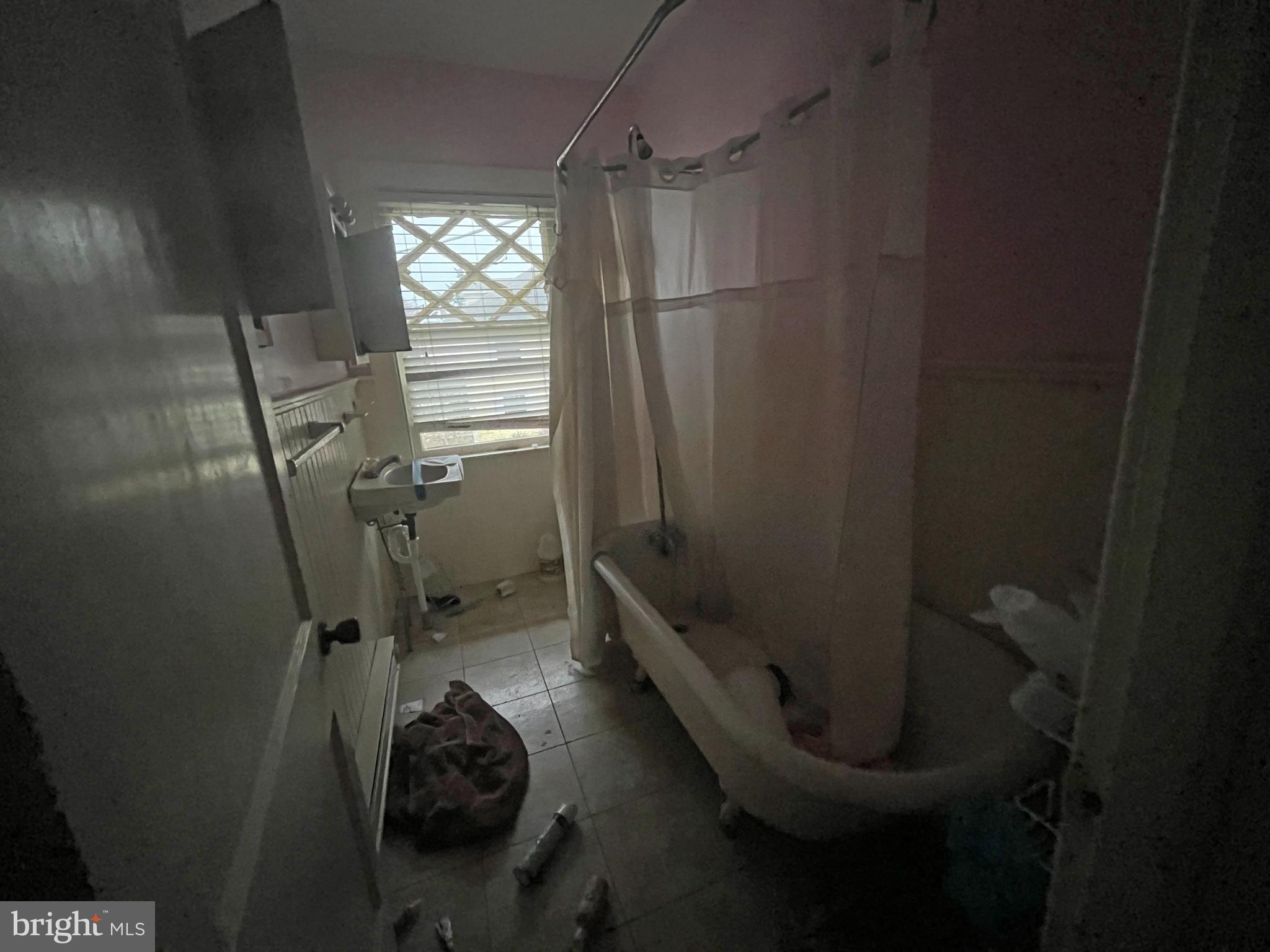 TRAPPE, MARYLAND - Residential