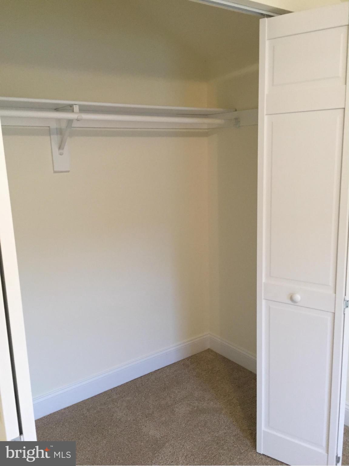 NEW ALEXANDRIA - Residential Lease