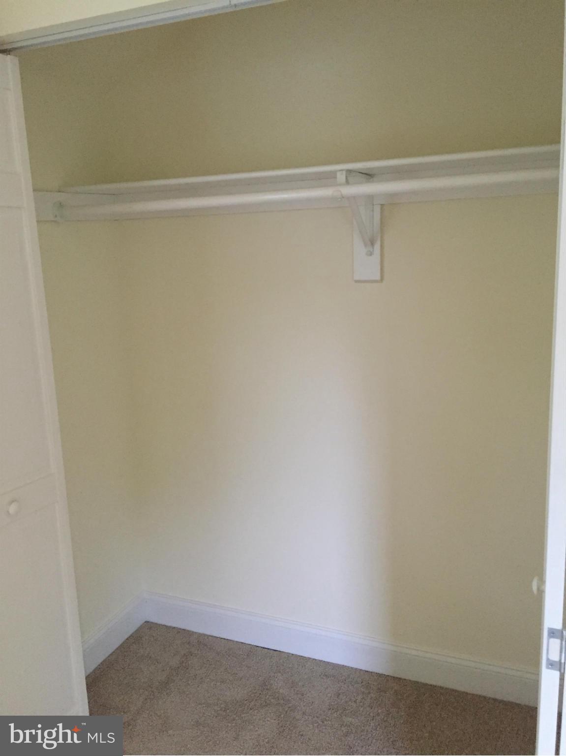 NEW ALEXANDRIA - Residential Lease