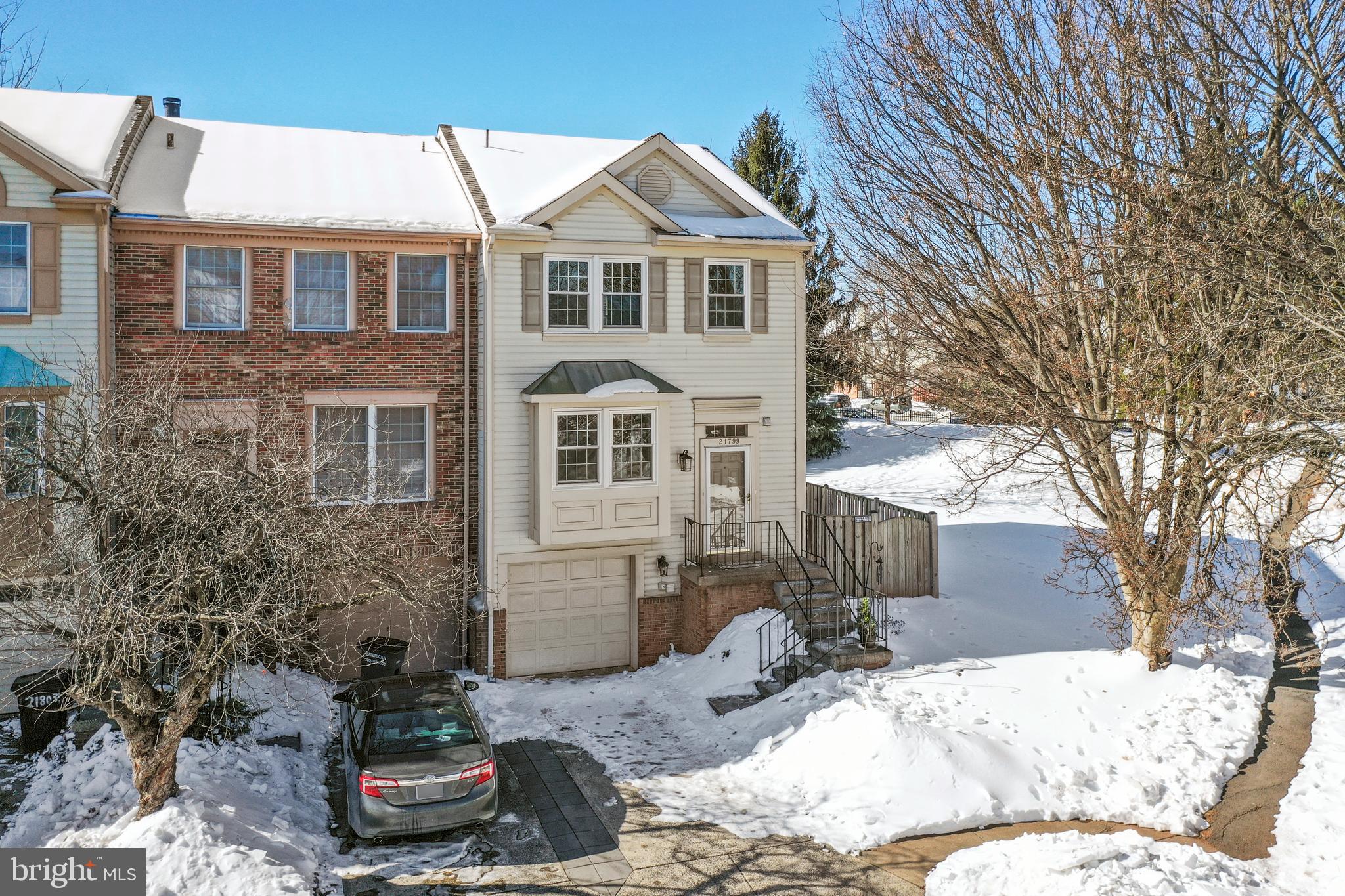 FOX CREEK - Residential