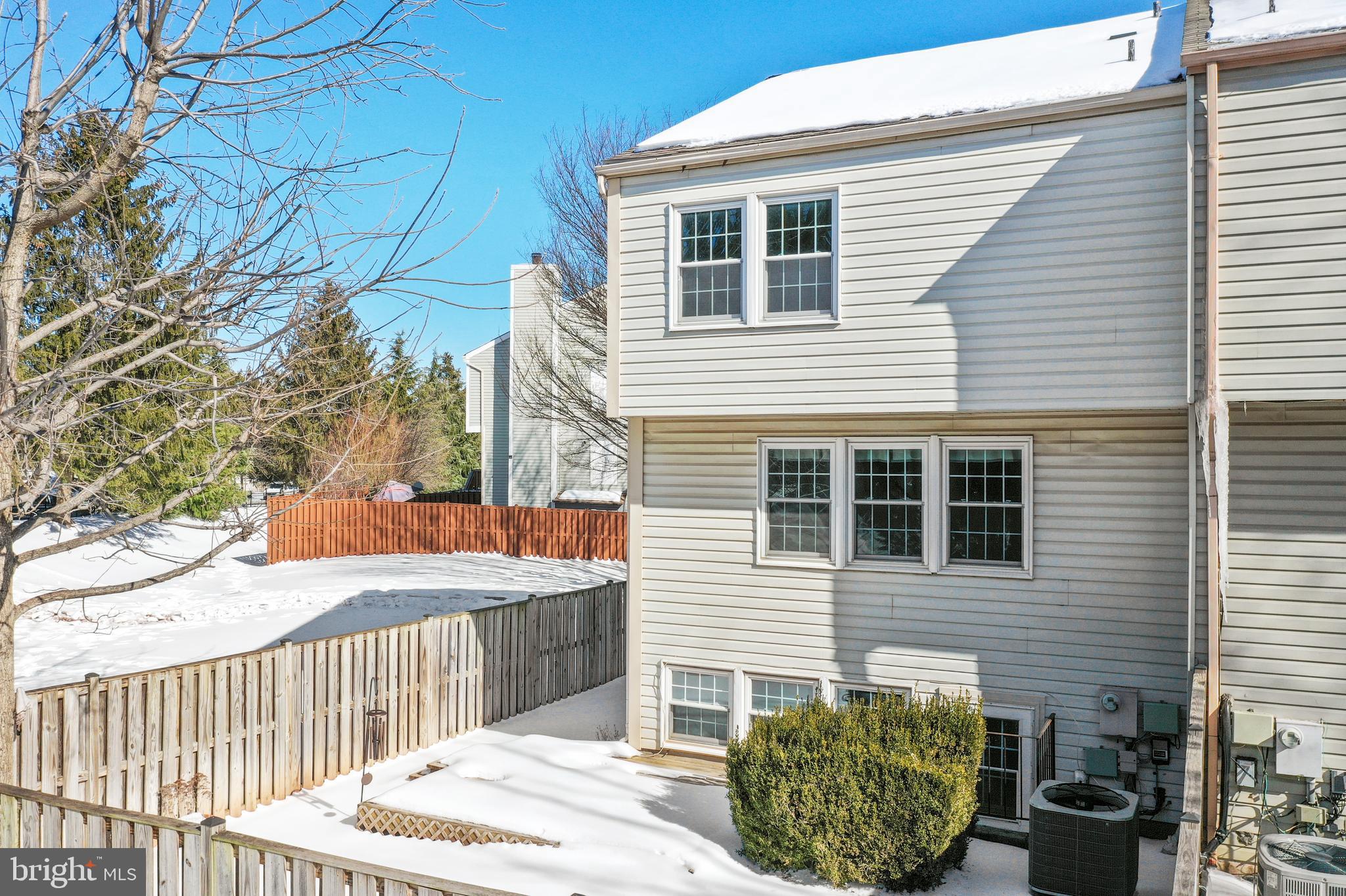 FOX CREEK - Residential