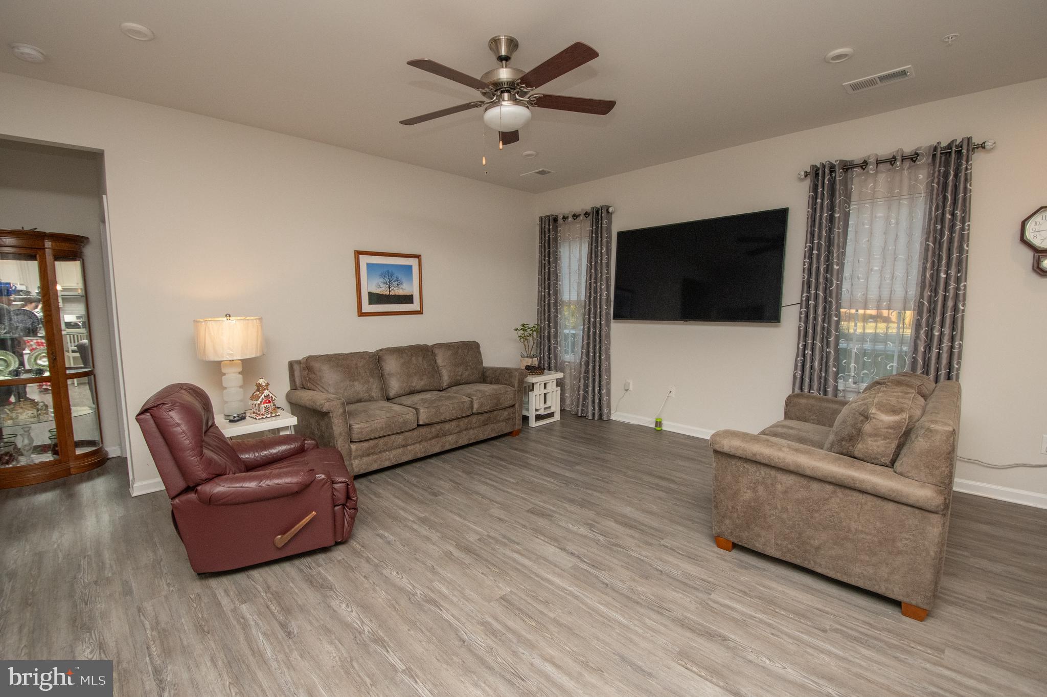 HERON PONDS - Residential