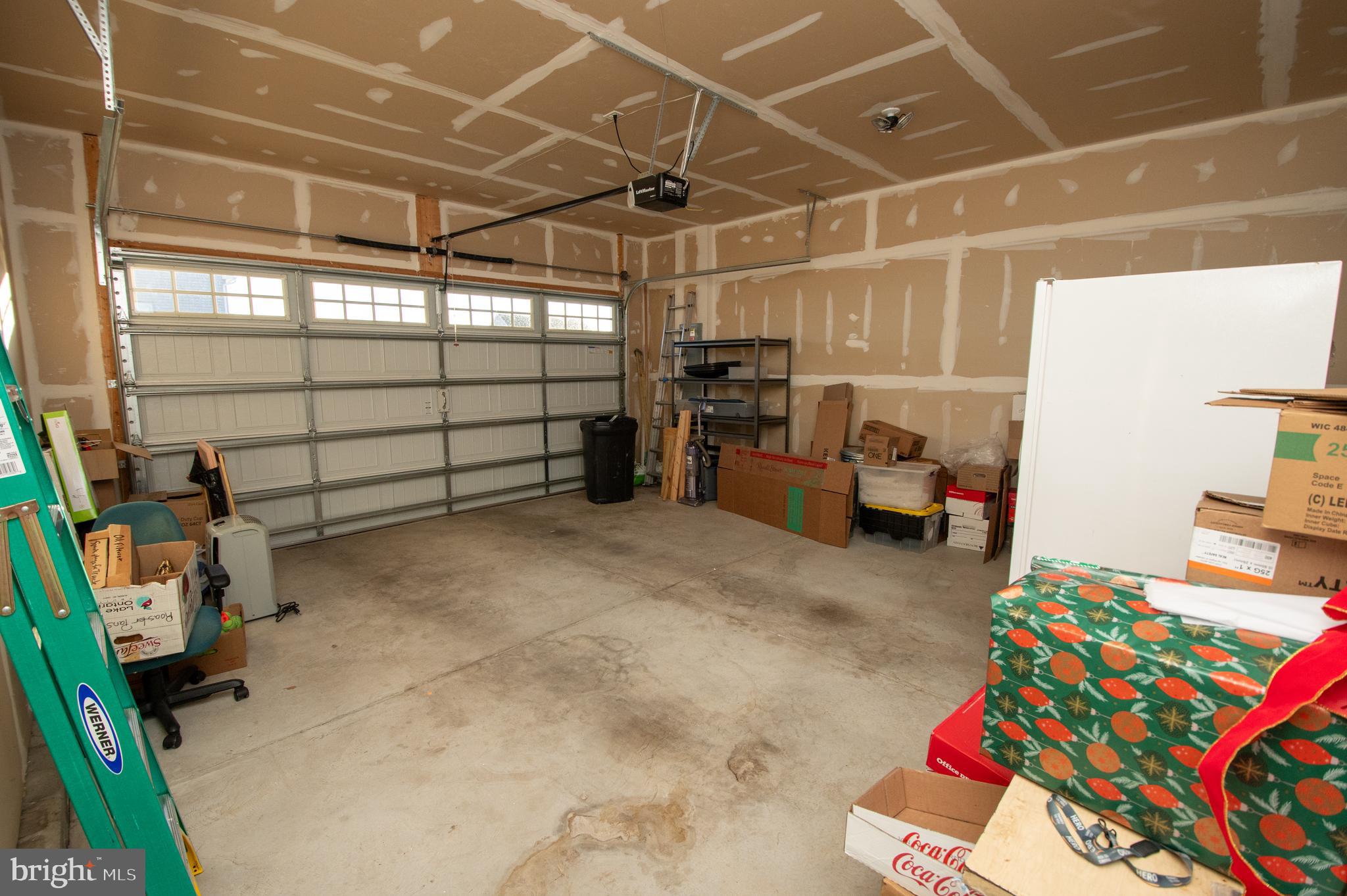 HERON PONDS - Residential