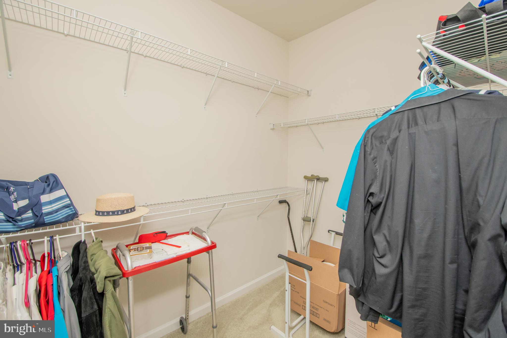 HERON PONDS - Residential