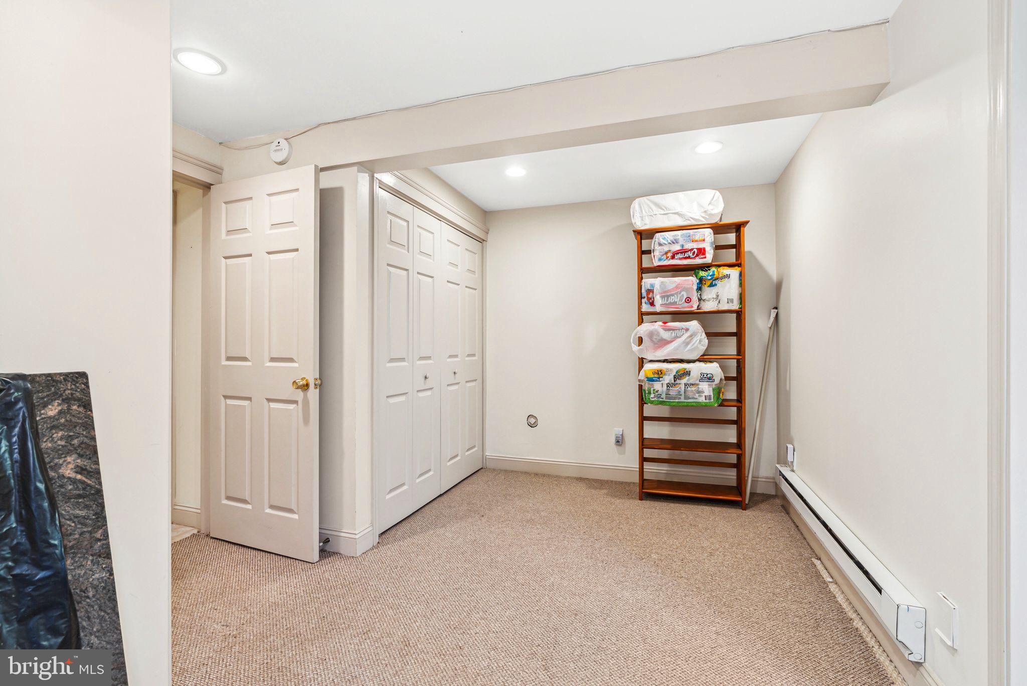 SPRING GARDEN - Residential