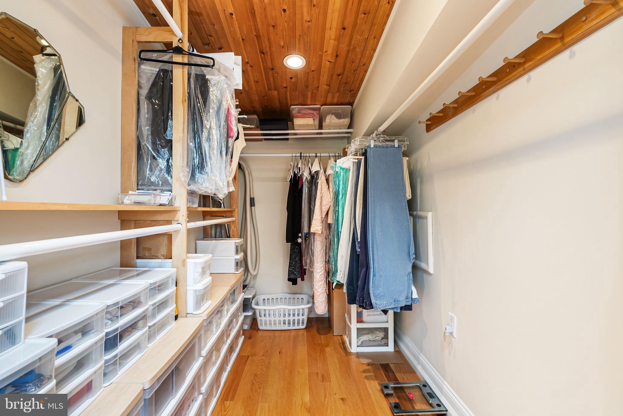 SPRING GARDEN - Residential