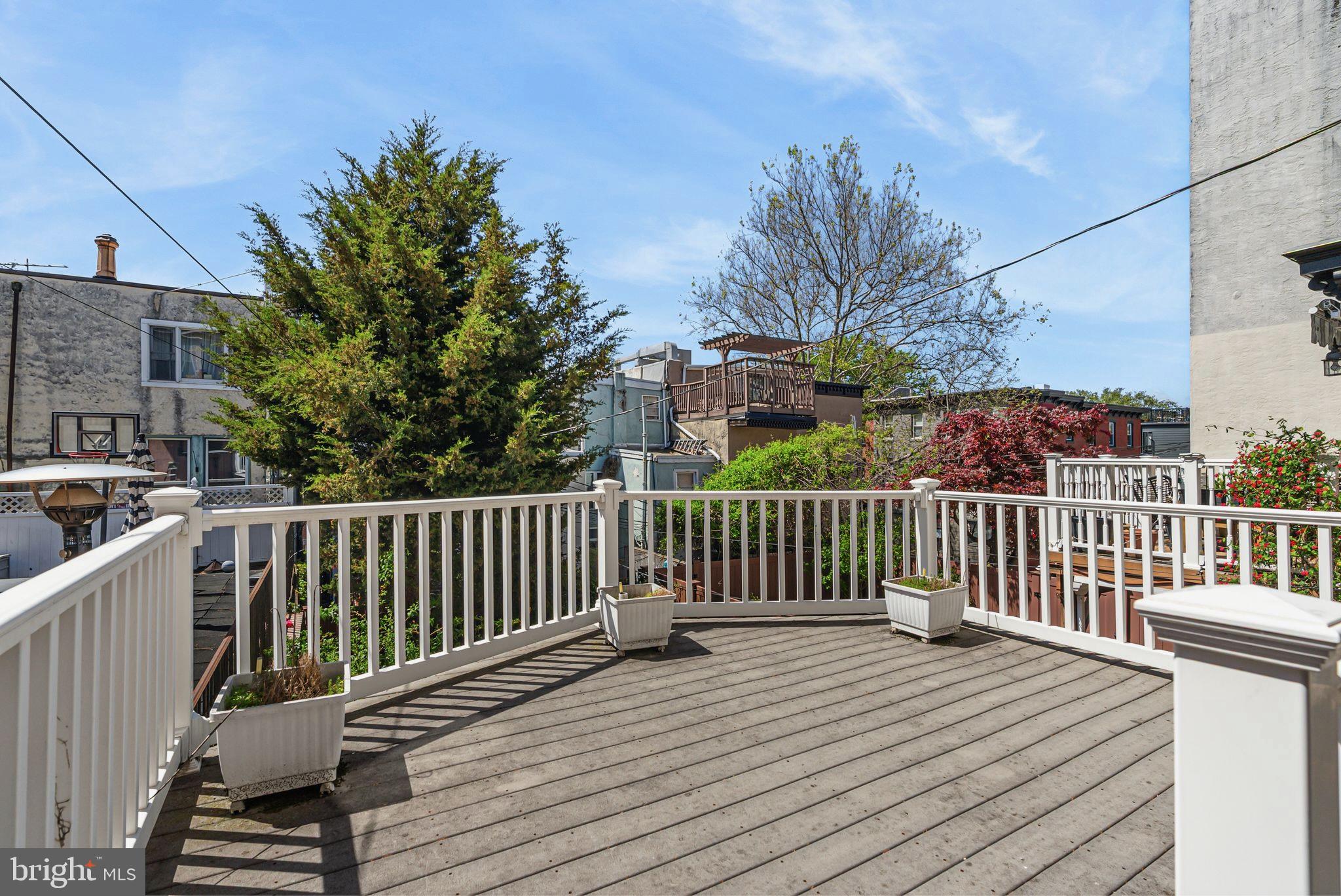 SPRING GARDEN - Residential