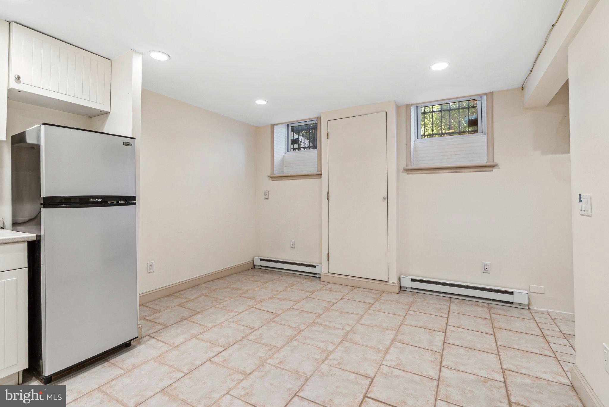 SPRING GARDEN - Residential