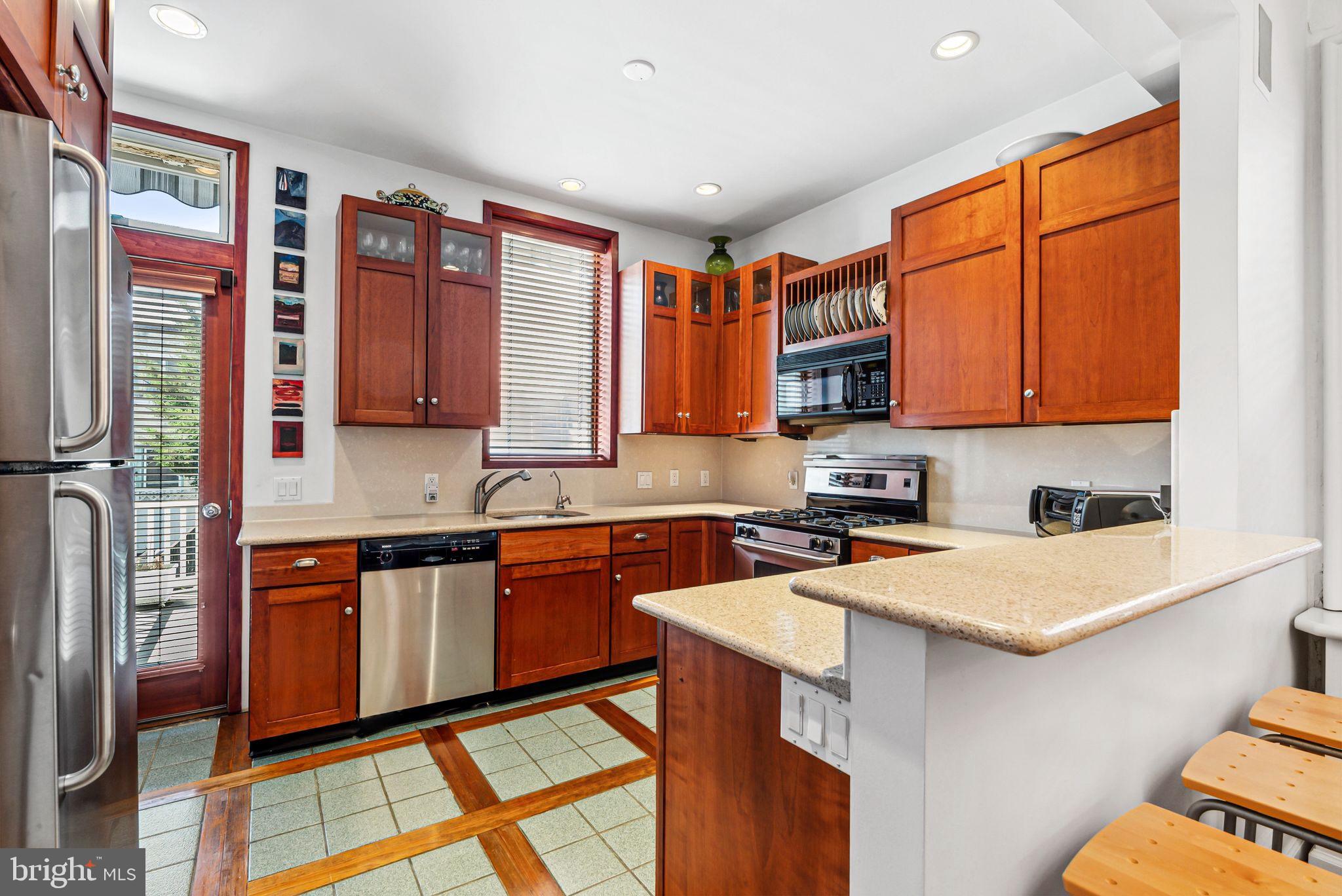 SPRING GARDEN - Residential