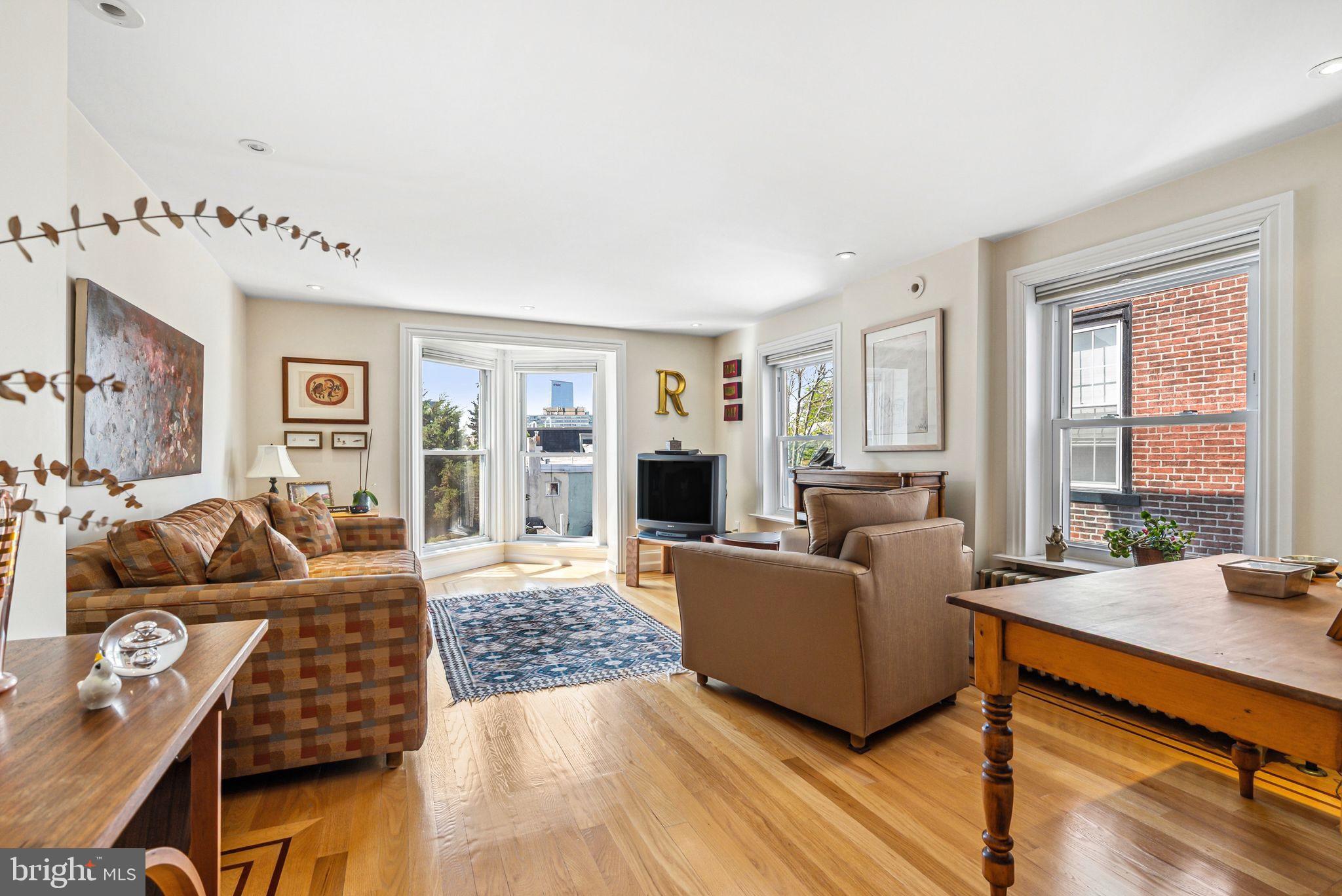 SPRING GARDEN - Residential